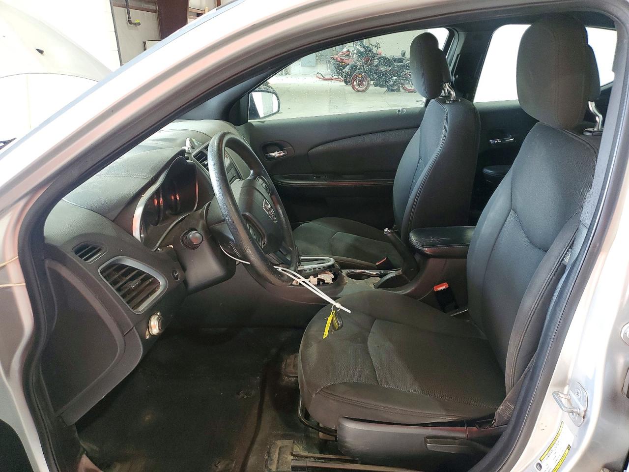 2012 Dodge Avenger Se Серебряный vin: 1C3CDZAB4CN259530