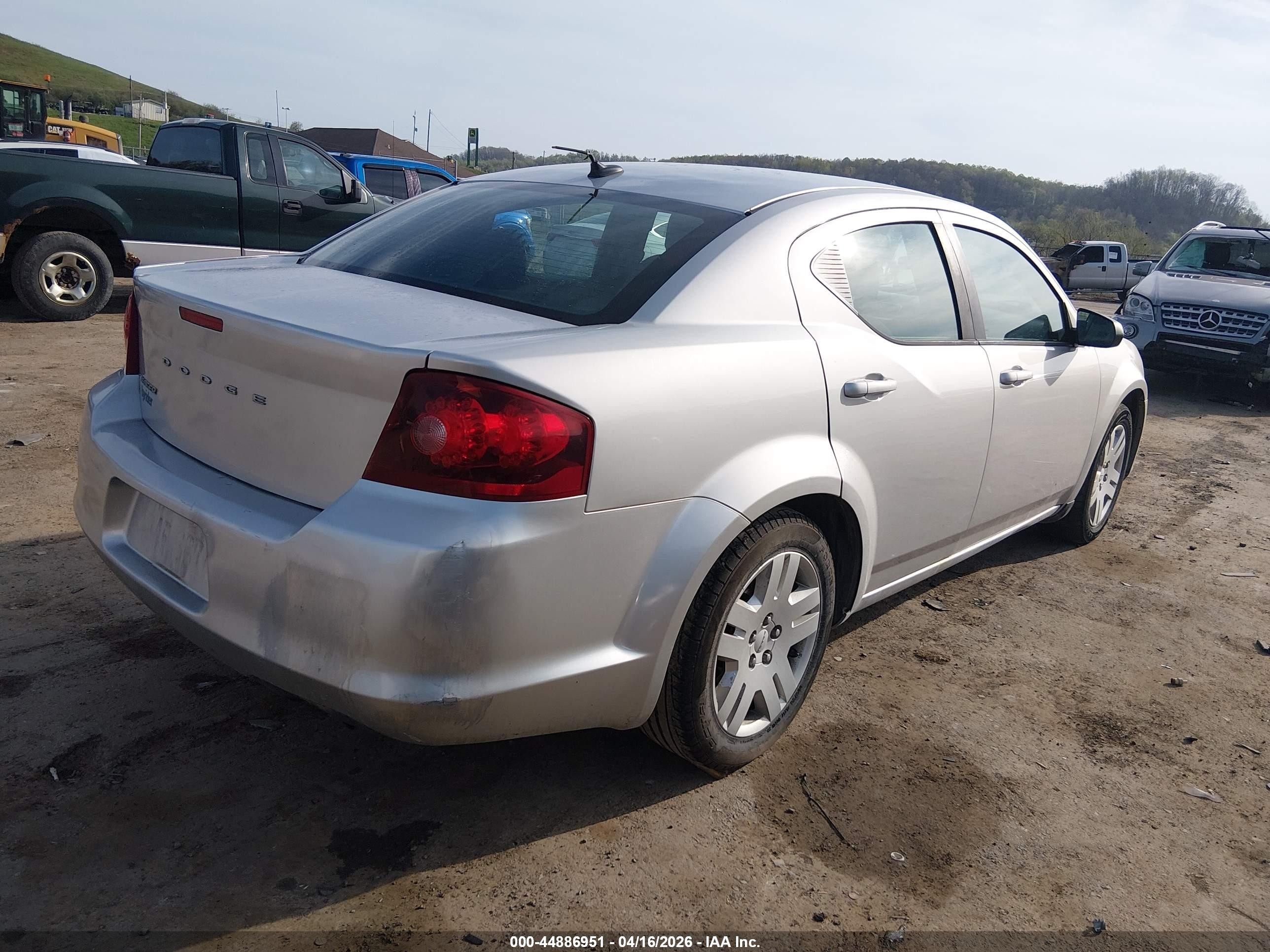 2012 Dodge Avenger Se Silver vin: 1C3CDZAB5CN102170