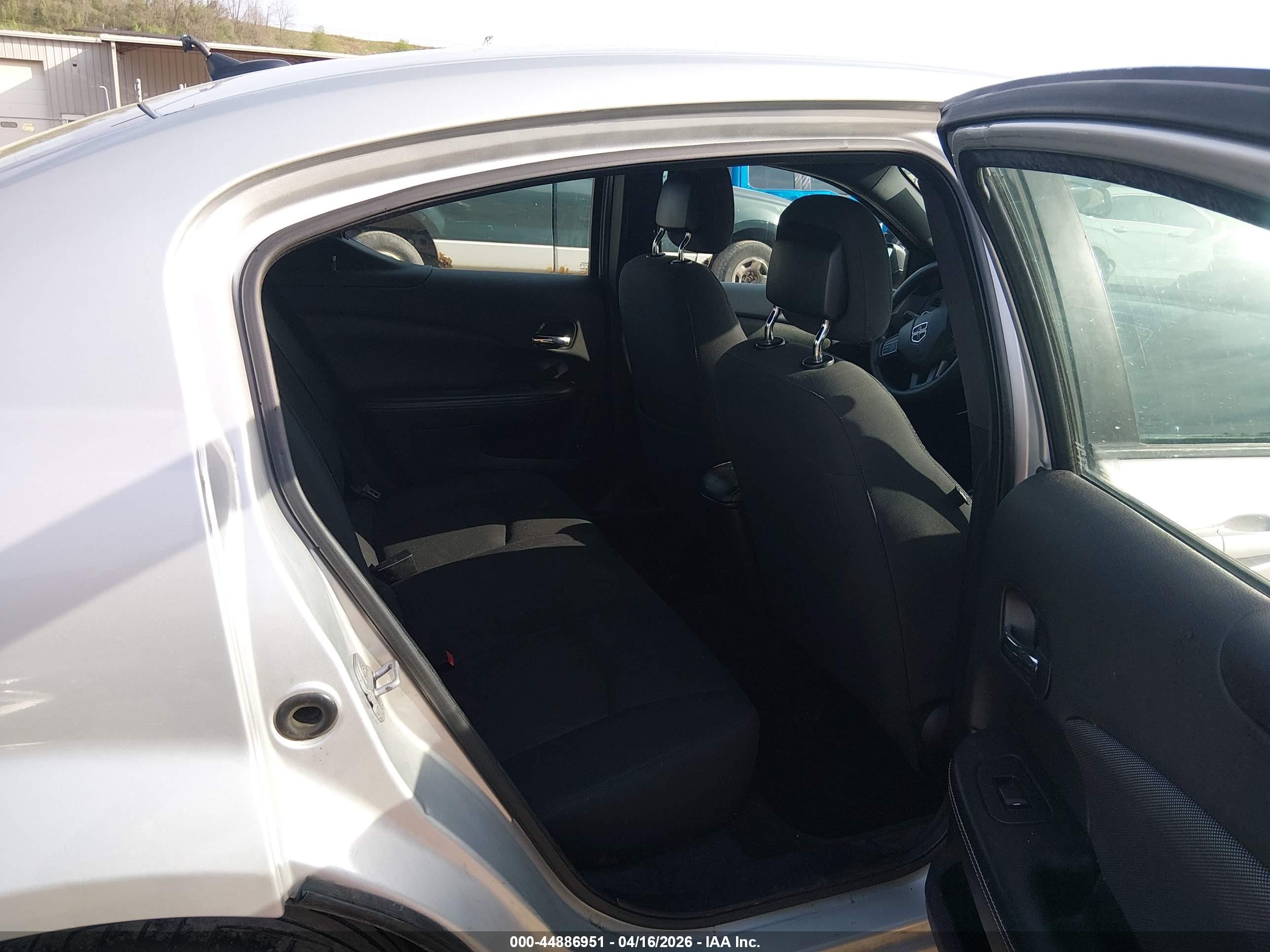 2012 Dodge Avenger Se Silver vin: 1C3CDZAB5CN102170