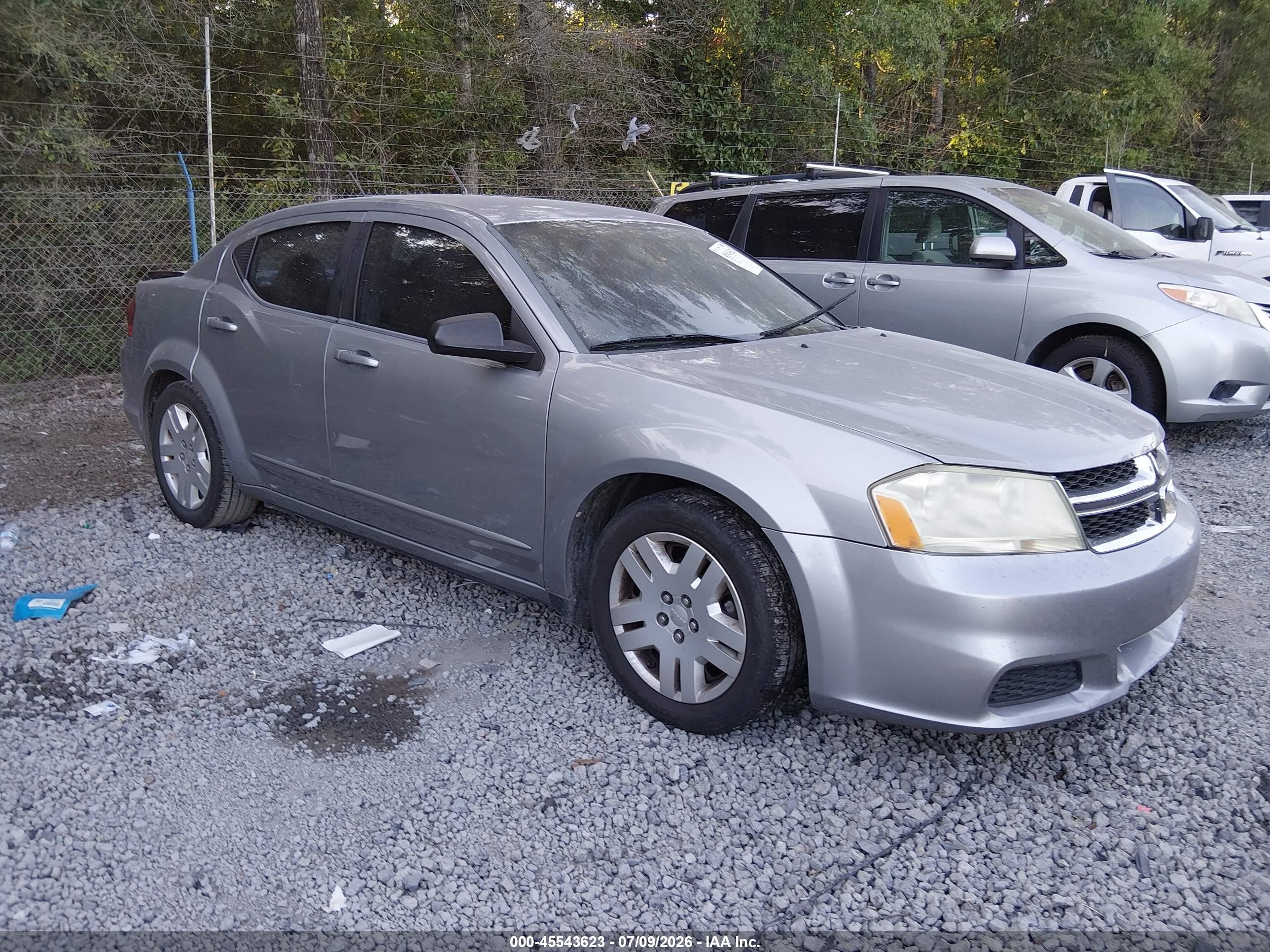 2013 Dodge Avenger Se Серебряный vin: 1C3CDZAB5DN562074