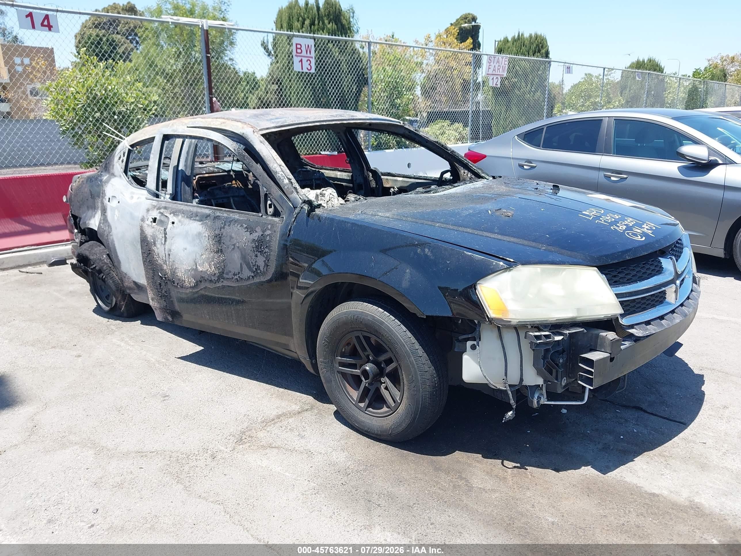 2013 Dodge Avenger Se Черный vin: 1C3CDZAB5DN632446