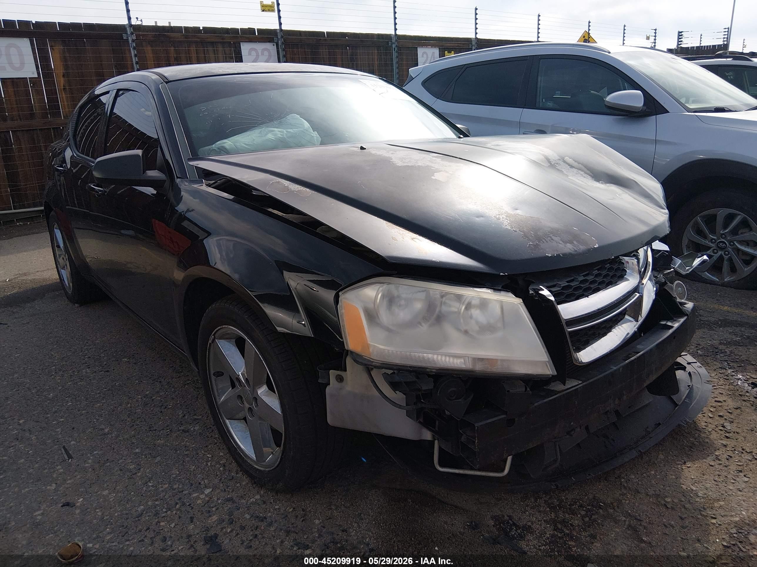 2014 Dodge Avenger Se Black vin: 1C3CDZAB5EN110708