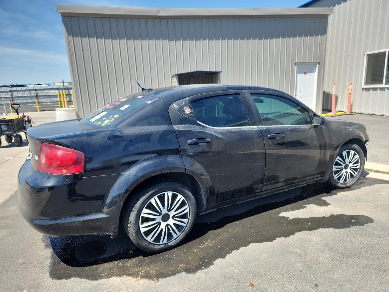 2014 Dodge Avenger Se Черный vin: 1C3CDZAB5EN127976 Damage: Right Front Tire, Worn, Replacement Required