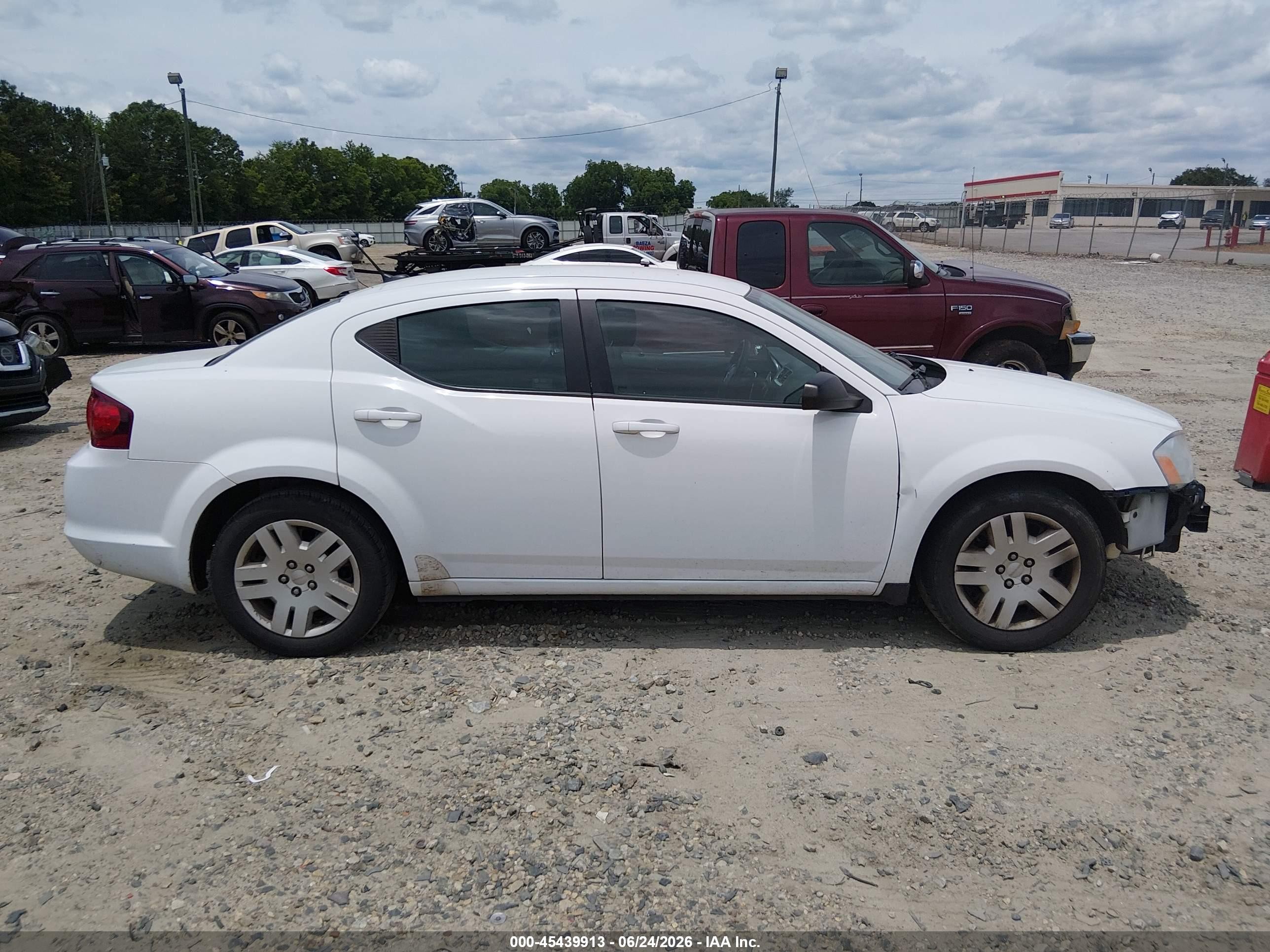 2014 Dodge Avenger Se White vin: 1C3CDZAB5EN144373