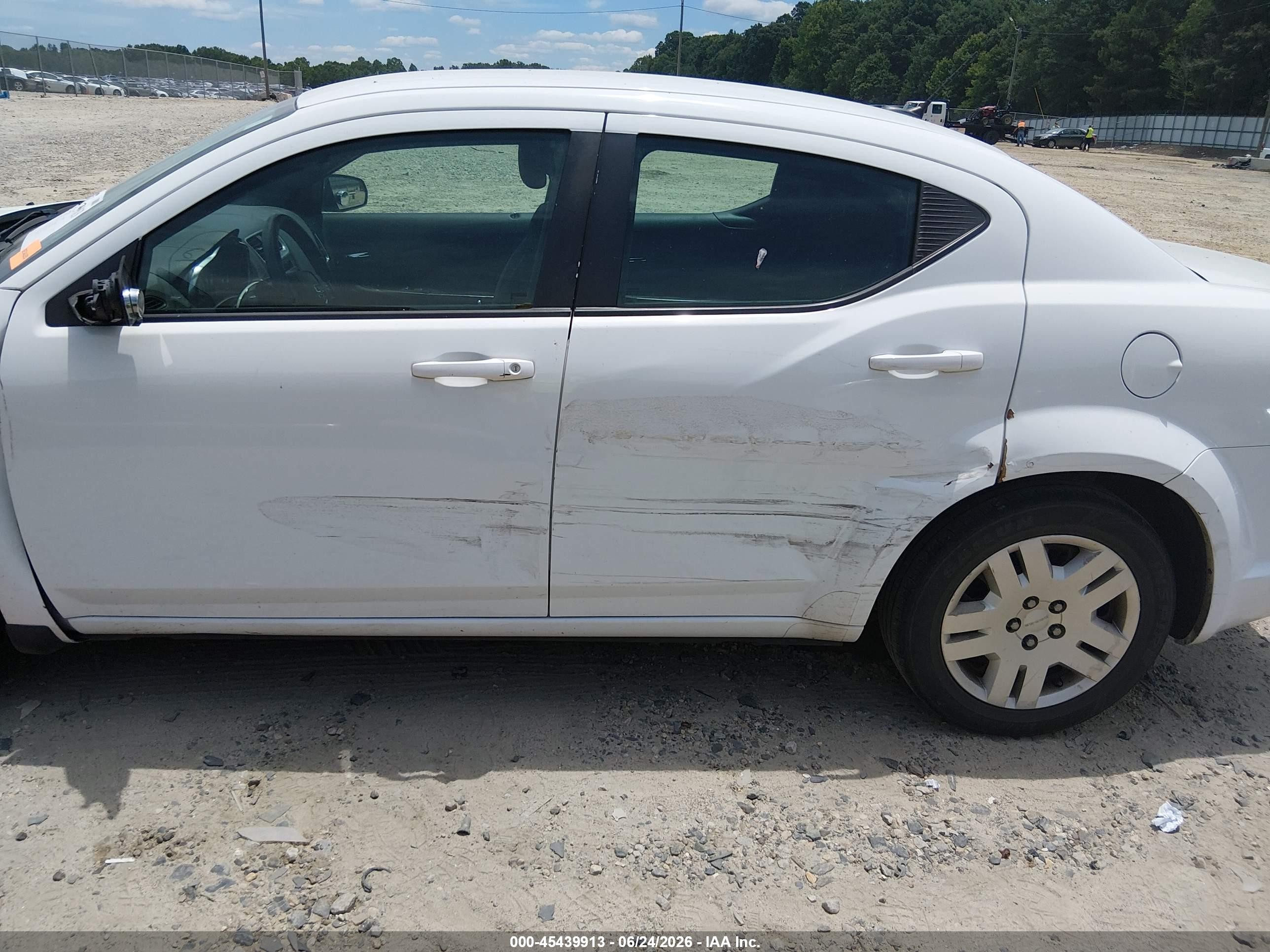 2014 Dodge Avenger Se White vin: 1C3CDZAB5EN144373