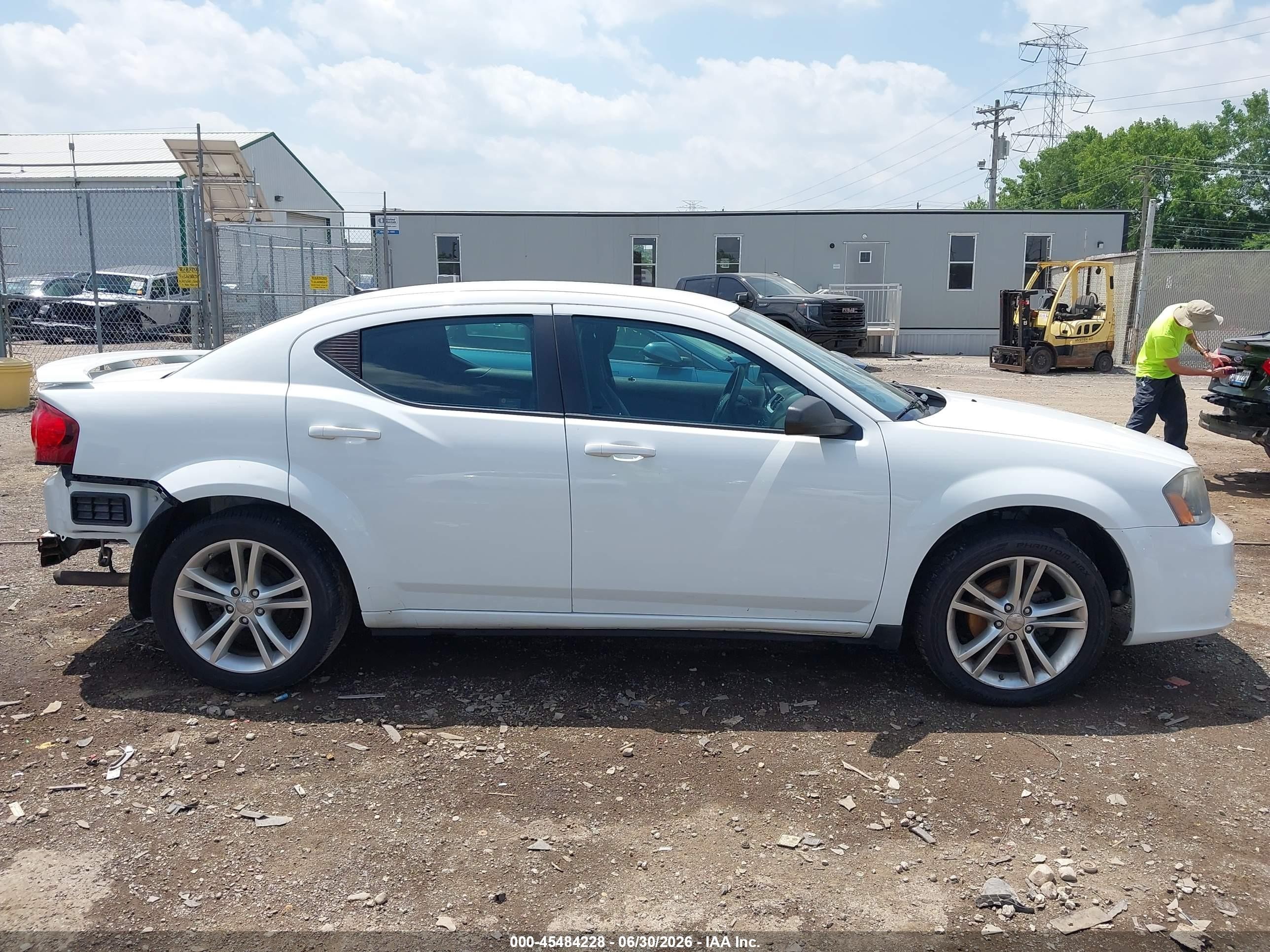 2014 Dodge Avenger Se White vin: 1C3CDZAB5EN200943