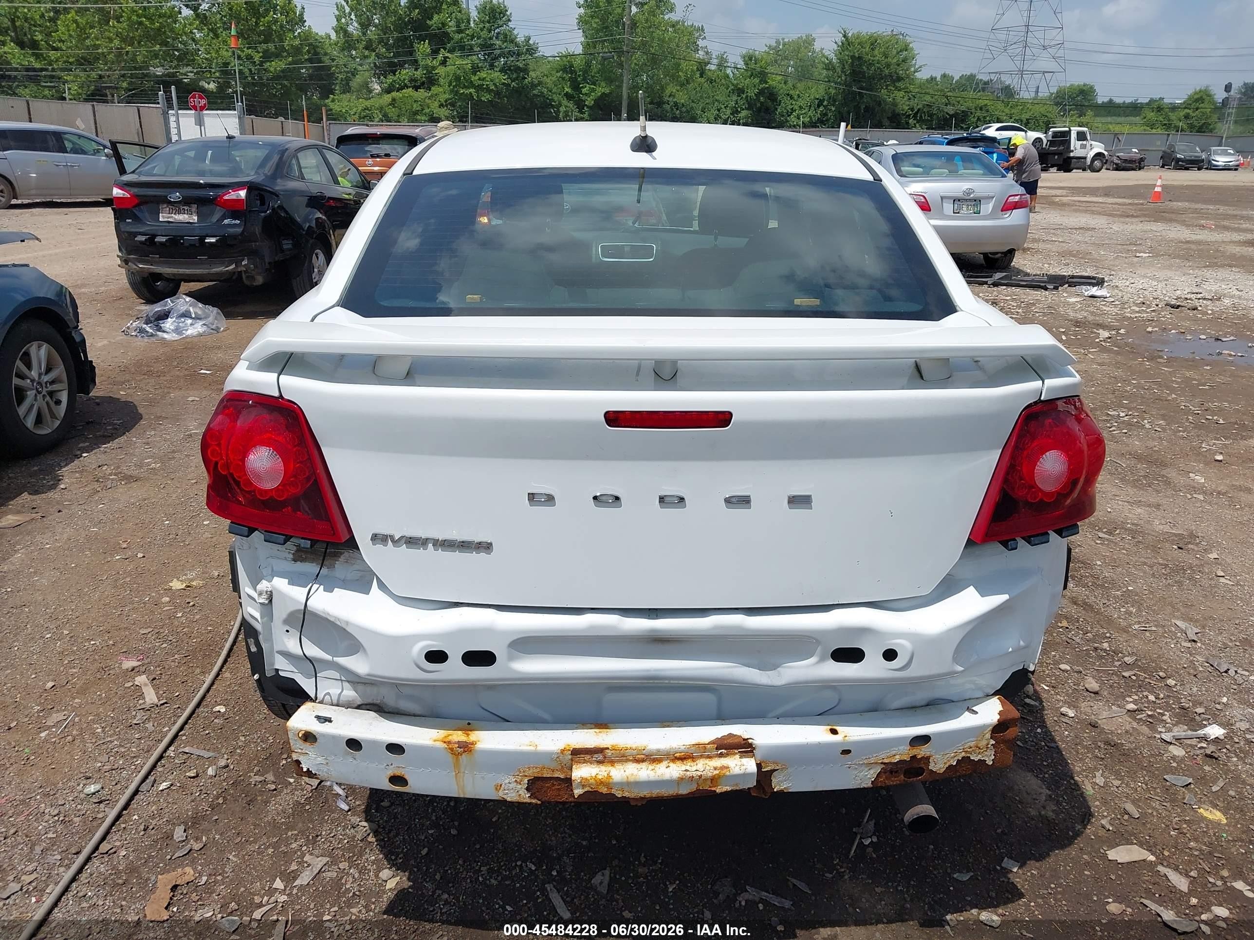 2014 Dodge Avenger Se White vin: 1C3CDZAB5EN200943