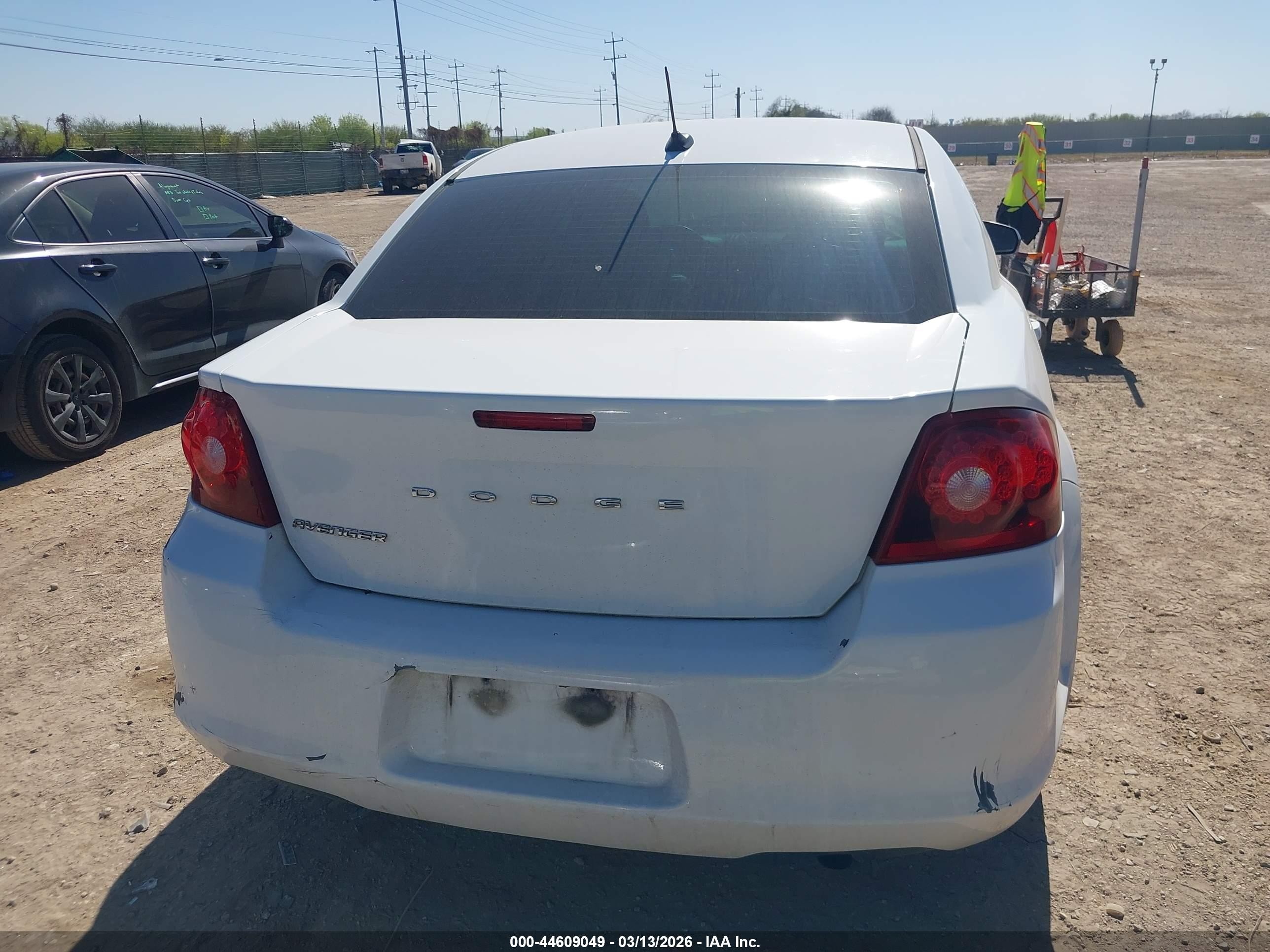 2012 Dodge Avenger Se Белый vin: 1C3CDZAB7CN111050