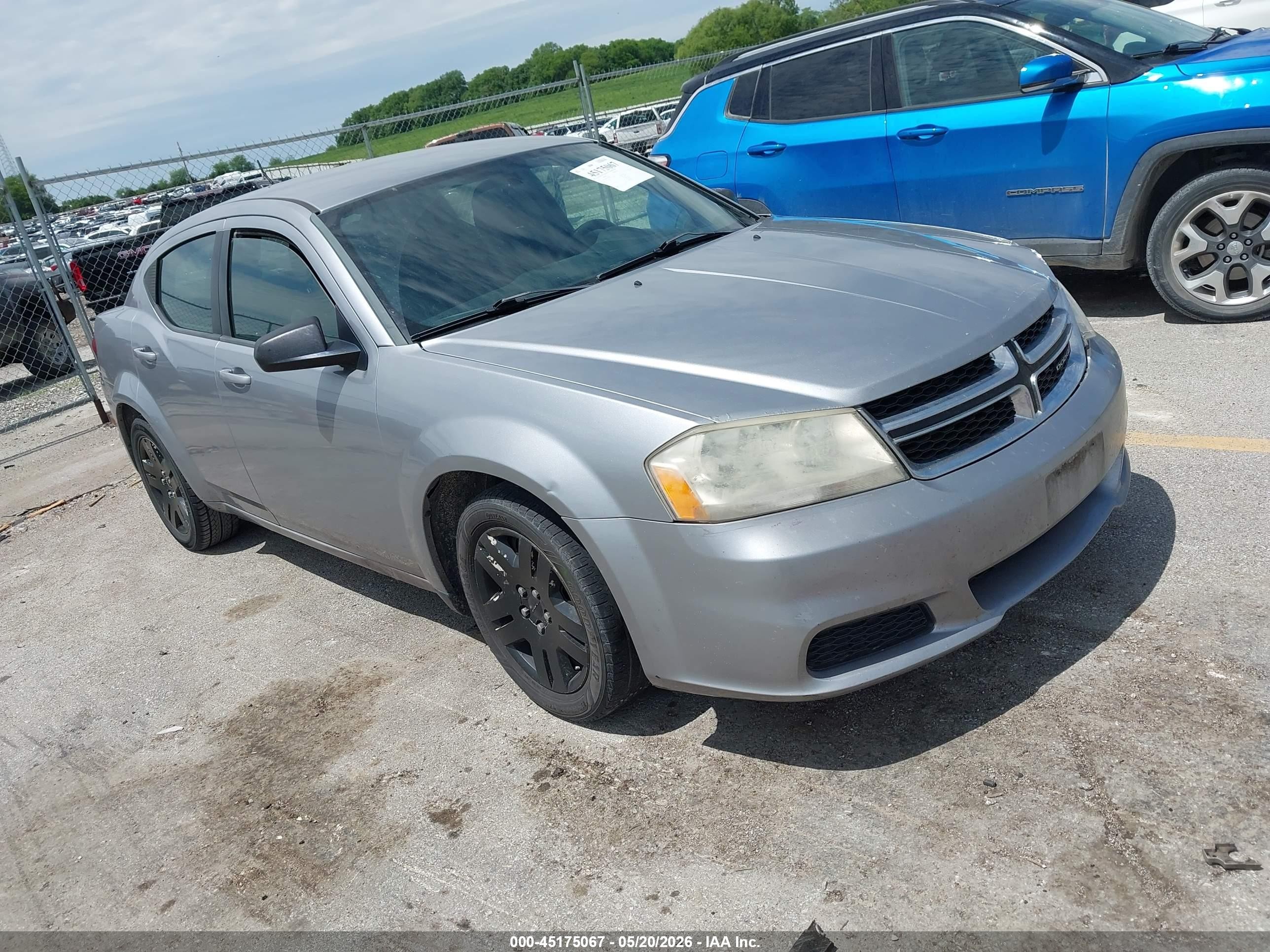 2014 Dodge Avenger Se Серебряный vin: 1C3CDZAB7EN220174