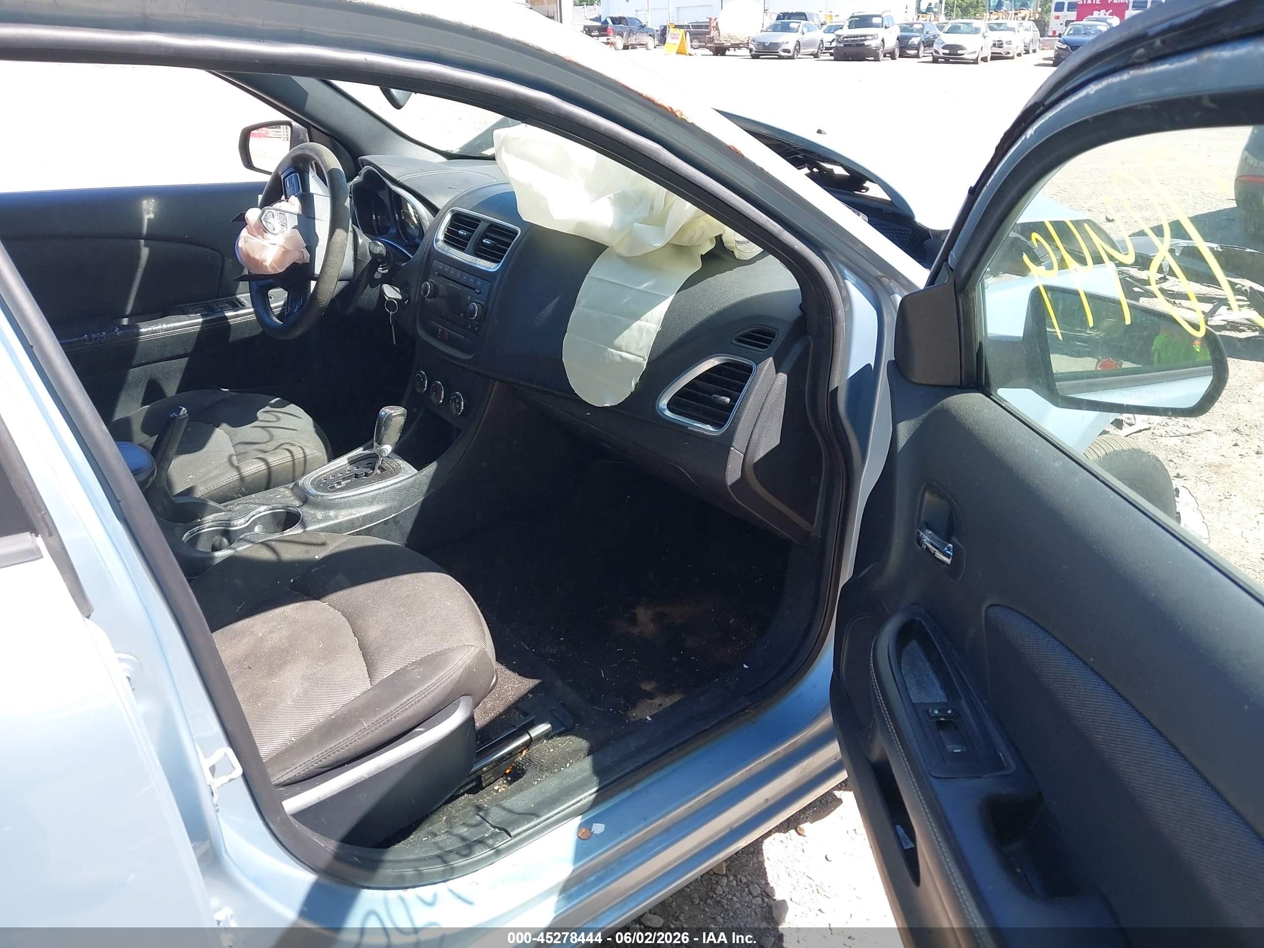 2013 Dodge Avenger Se Light Blue vin: 1C3CDZAB8DN563994