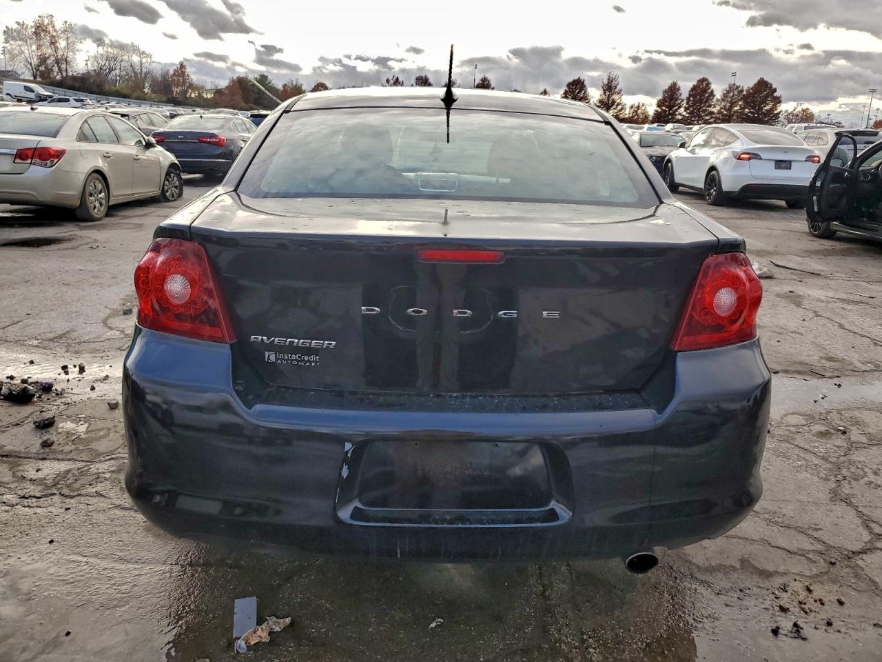 2013 Dodge Avenger Se Black vin: 1C3CDZAB9DN688230