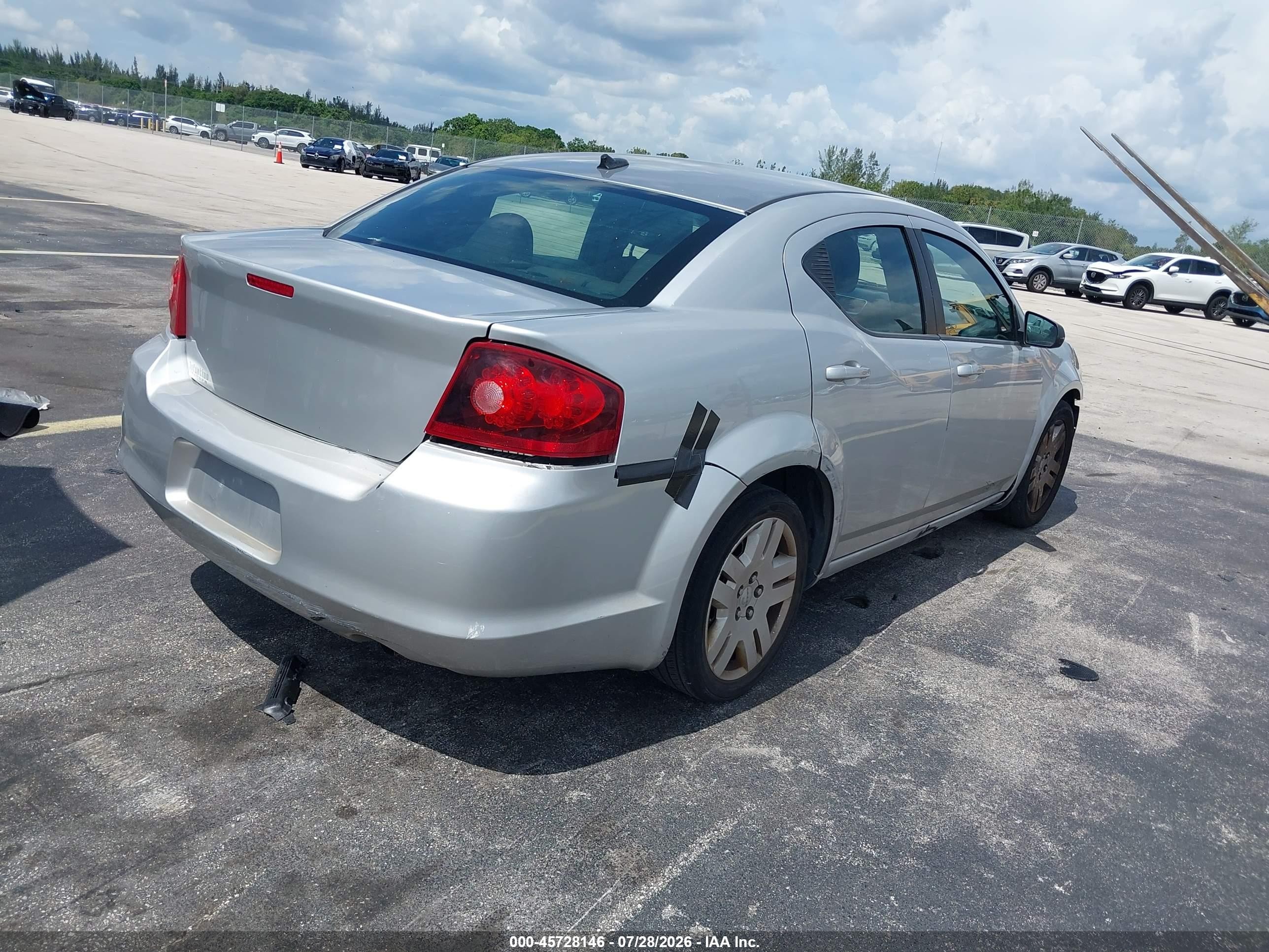 2013 Dodge Avenger Se Серебряный vin: 1C3CDZAB9DN756509