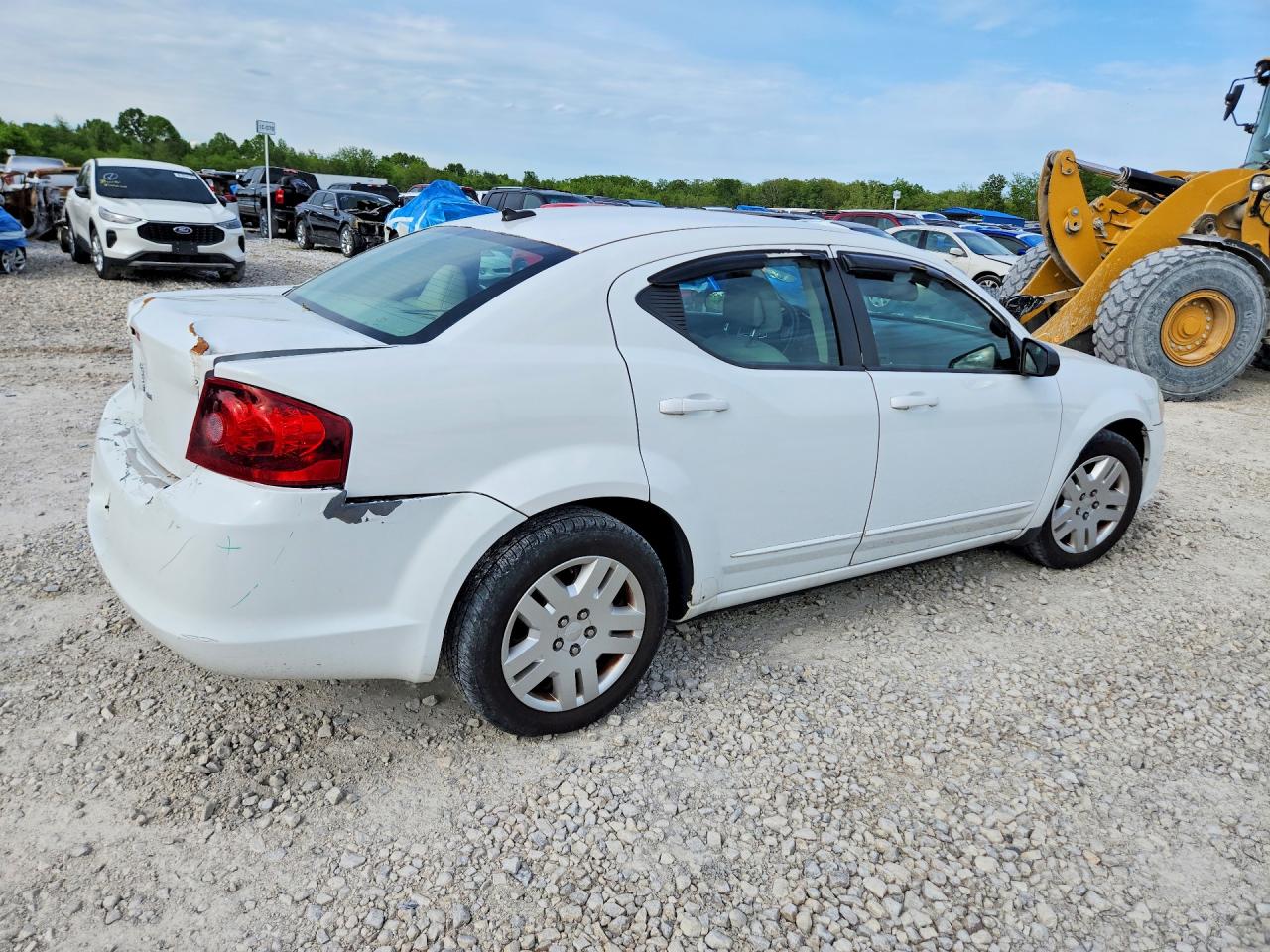 2013 Dodge Avenger White vin: 1C3CDZABXDN590162