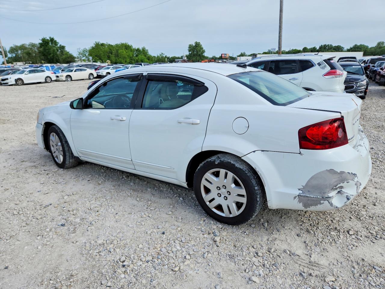 2013 Dodge Avenger White vin: 1C3CDZABXDN590162