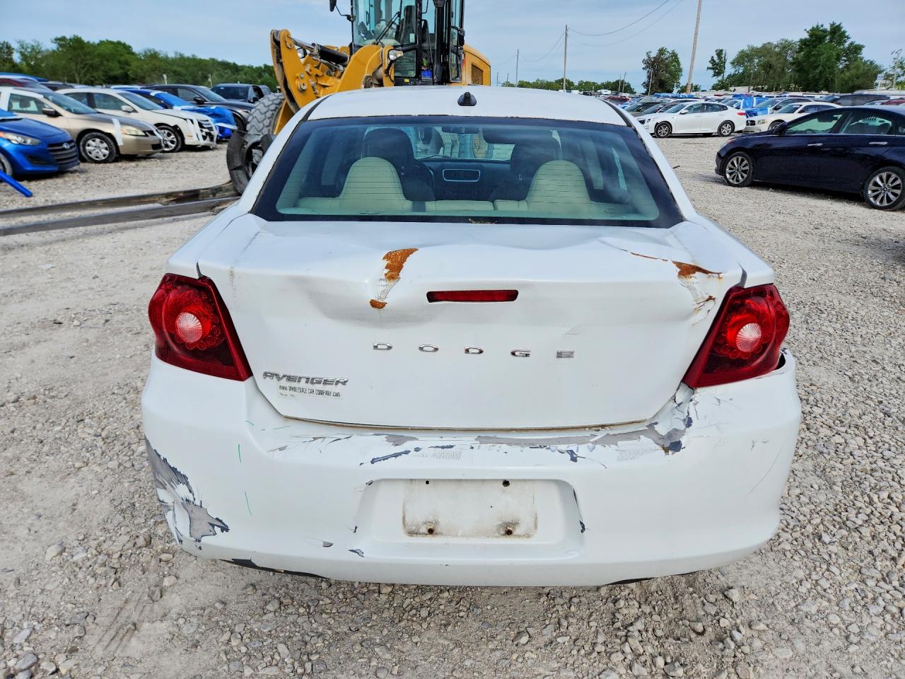 2013 Dodge Avenger White vin: 1C3CDZABXDN590162