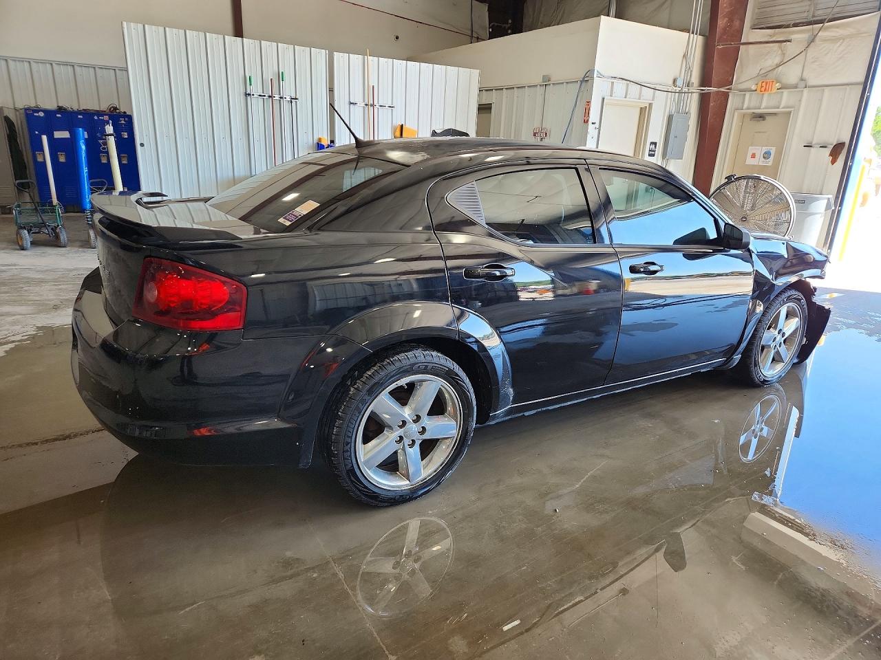 2014 Dodge Avenger Se Черный vin: 1C3CDZABXEN224221