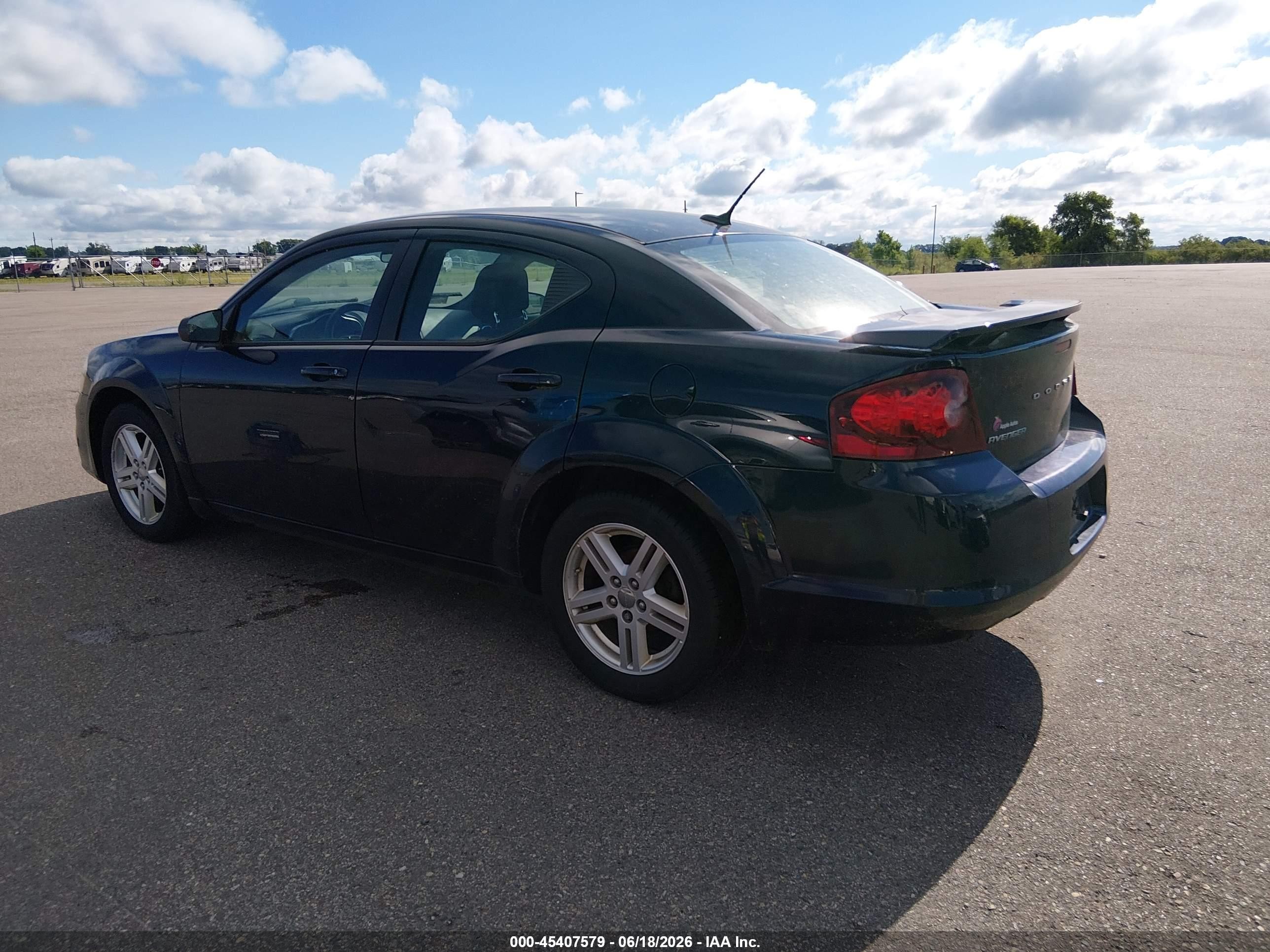 2014 Dodge Avenger Se Синий vin: 1C3CDZAG3EN218594