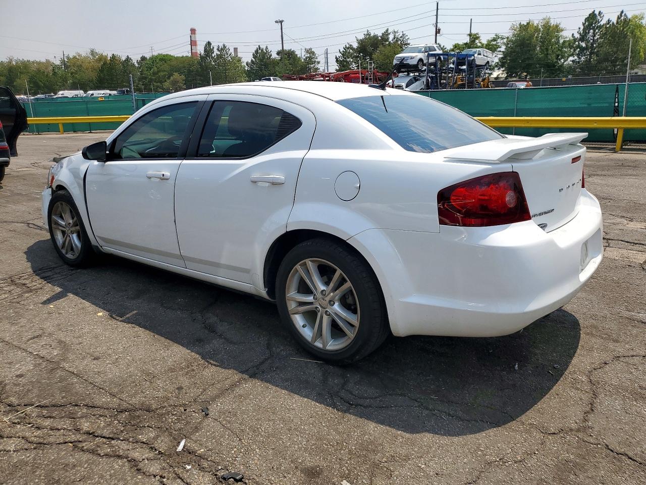2013 Dodge Avenger Se Белый vin: 1C3CDZAG5DN585317