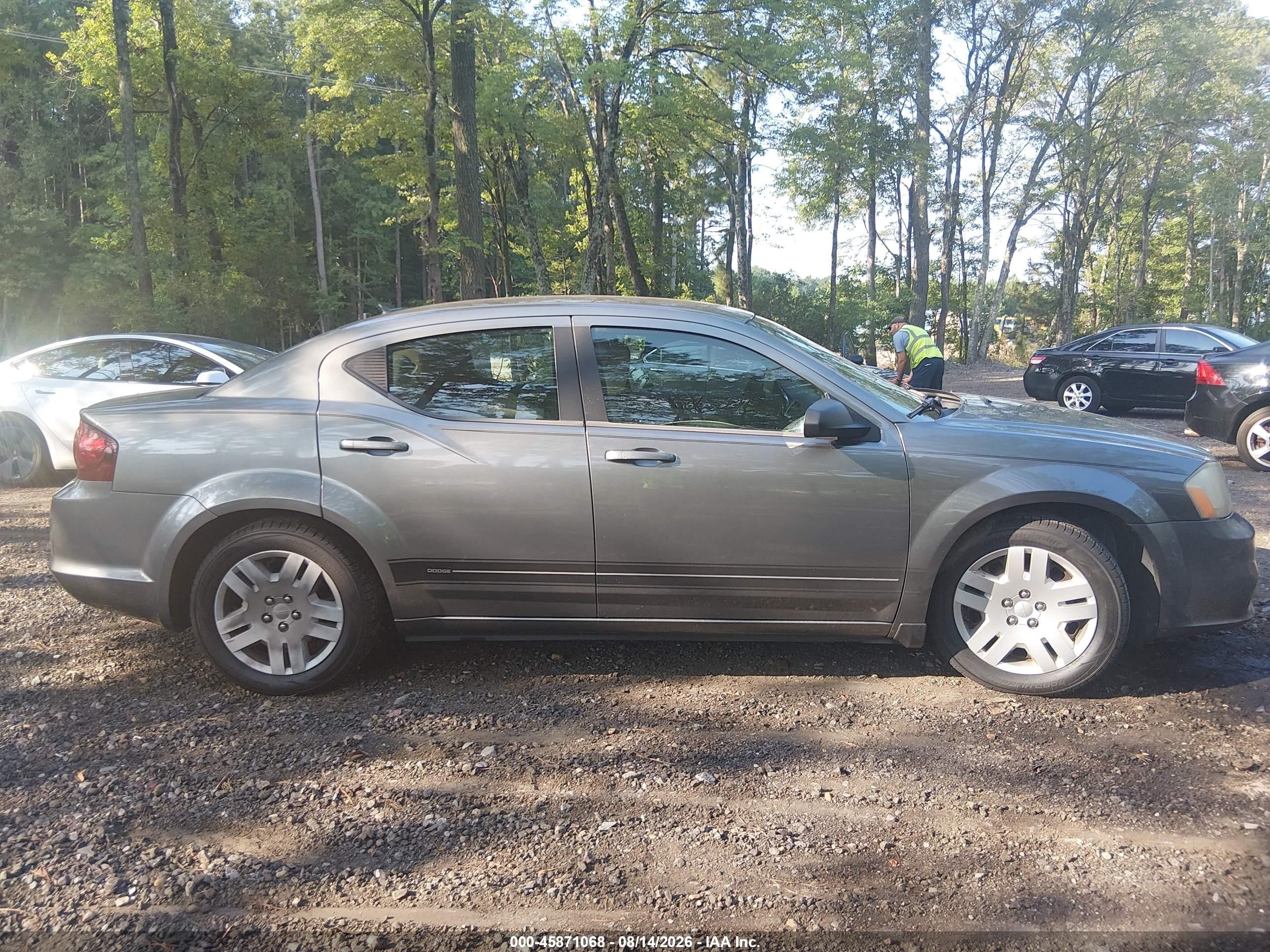 2013 Dodge Avenger Se V6 Gray vin: 1C3CDZAG8DN766671