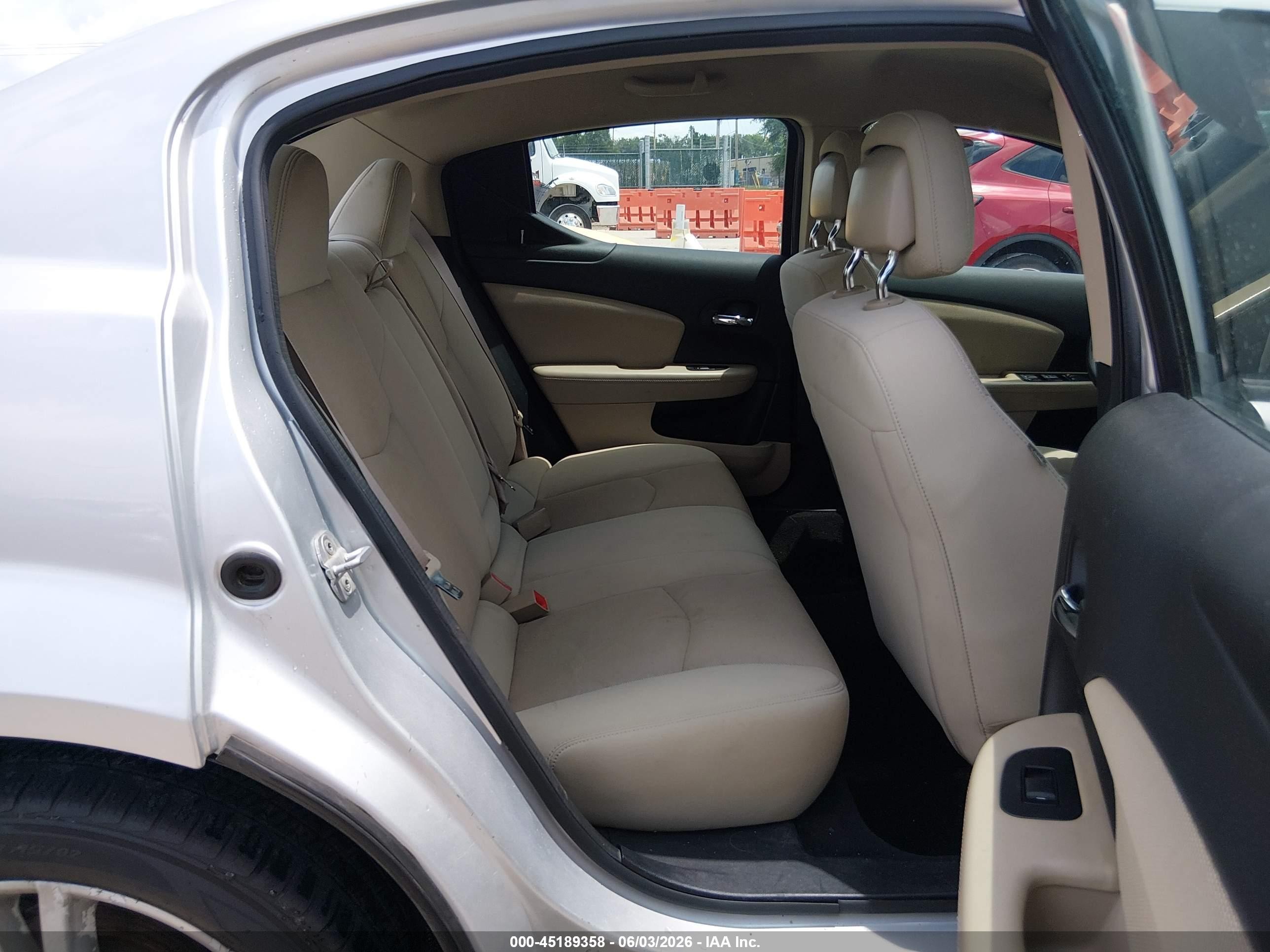 2012 Dodge Avenger Se Silver vin: 1C3CDZAGXCN315577