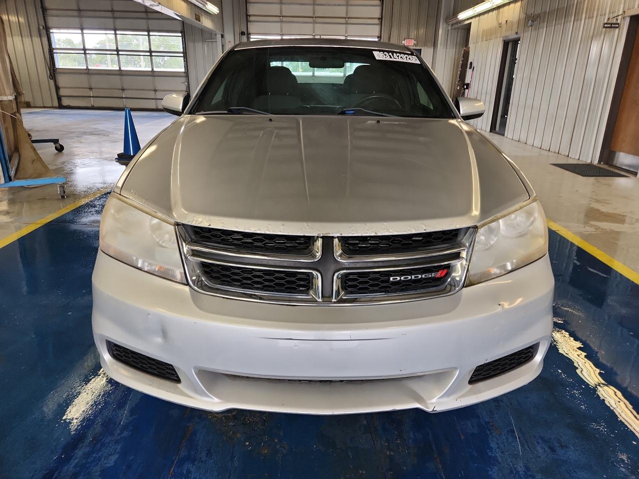 2012 Dodge Avenger Sxt Silver vin: 1C3CDZCB0CN312463 Damage: Left Head Lamp, Faded, Repair Required