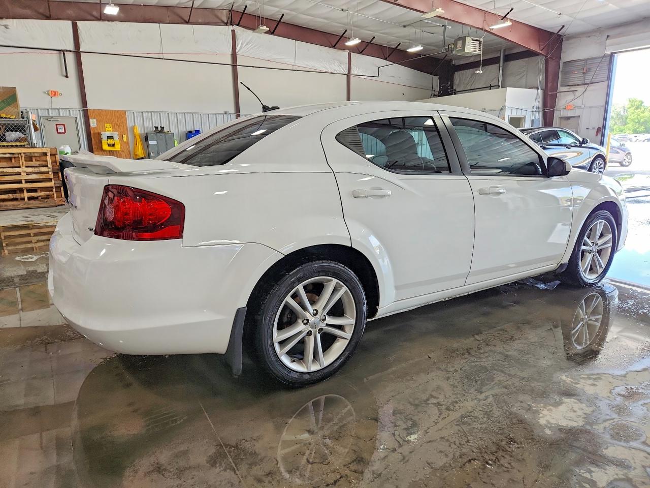 2012 Dodge Avenger Sxt White vin: 1C3CDZCB1CN253360