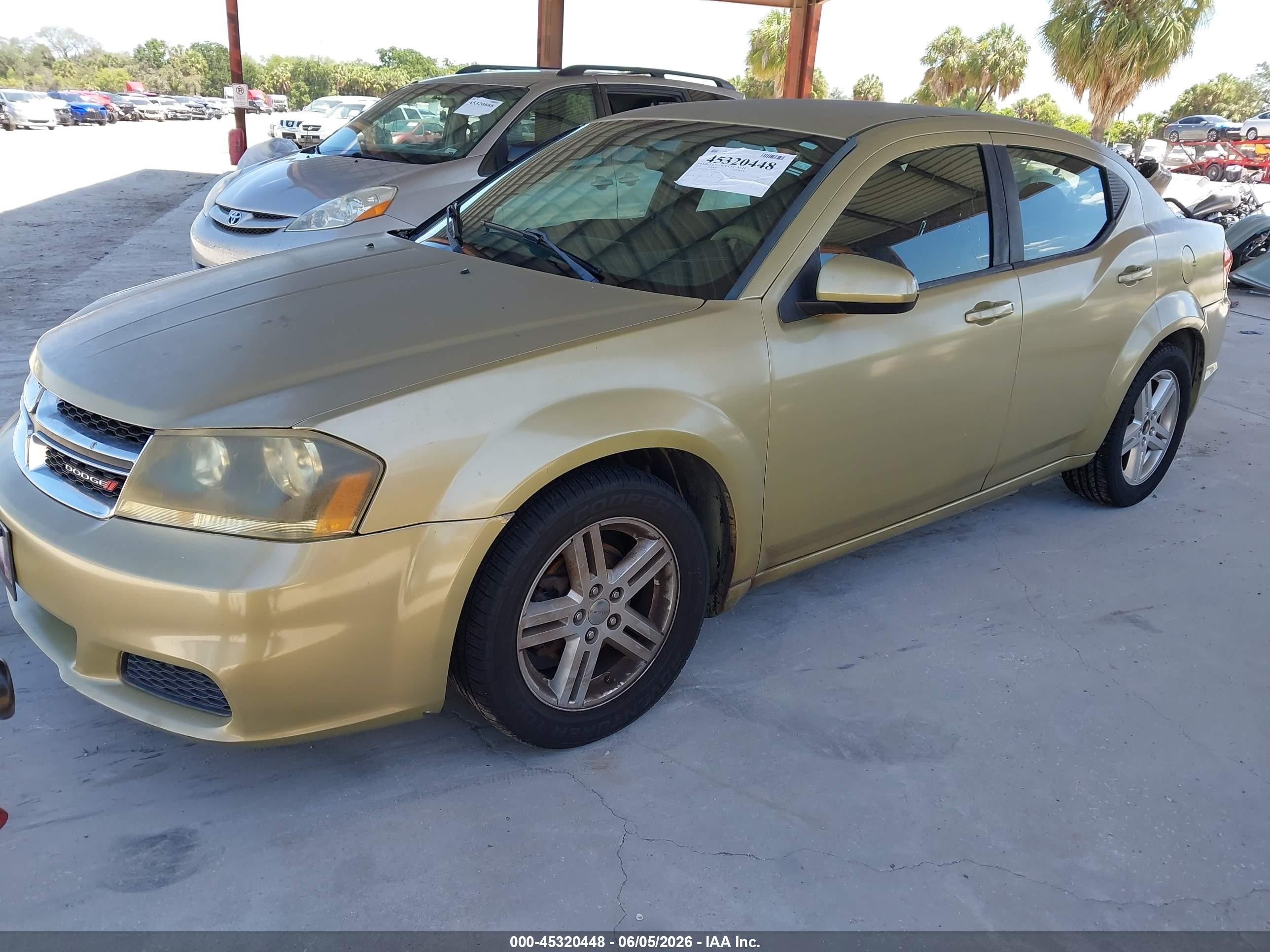 2012 Dodge Avenger Sxt Gold vin: 1C3CDZCB1CN258588