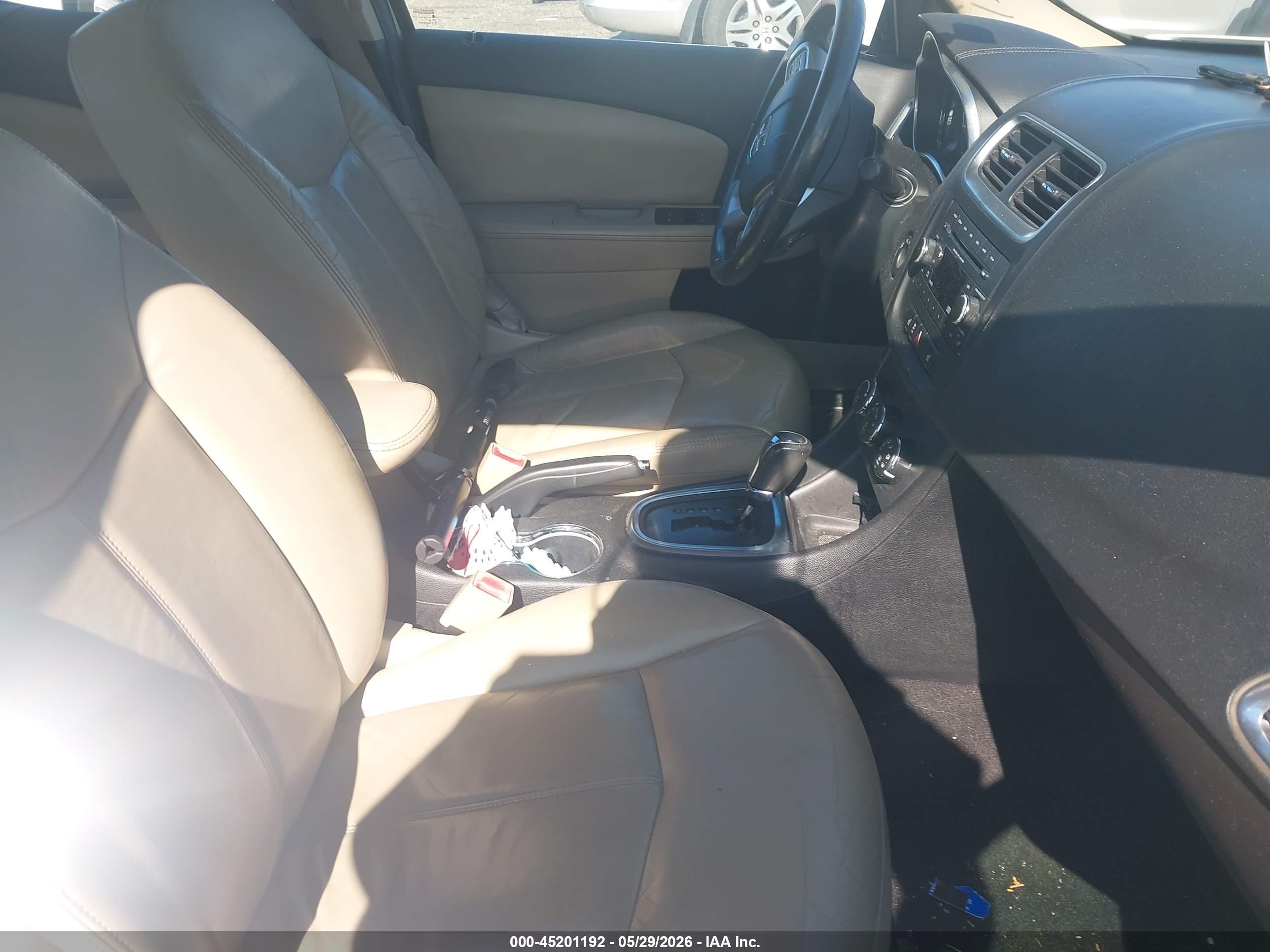 2013 Dodge Avenger Sxt Белый vin: 1C3CDZCB6DN576725
