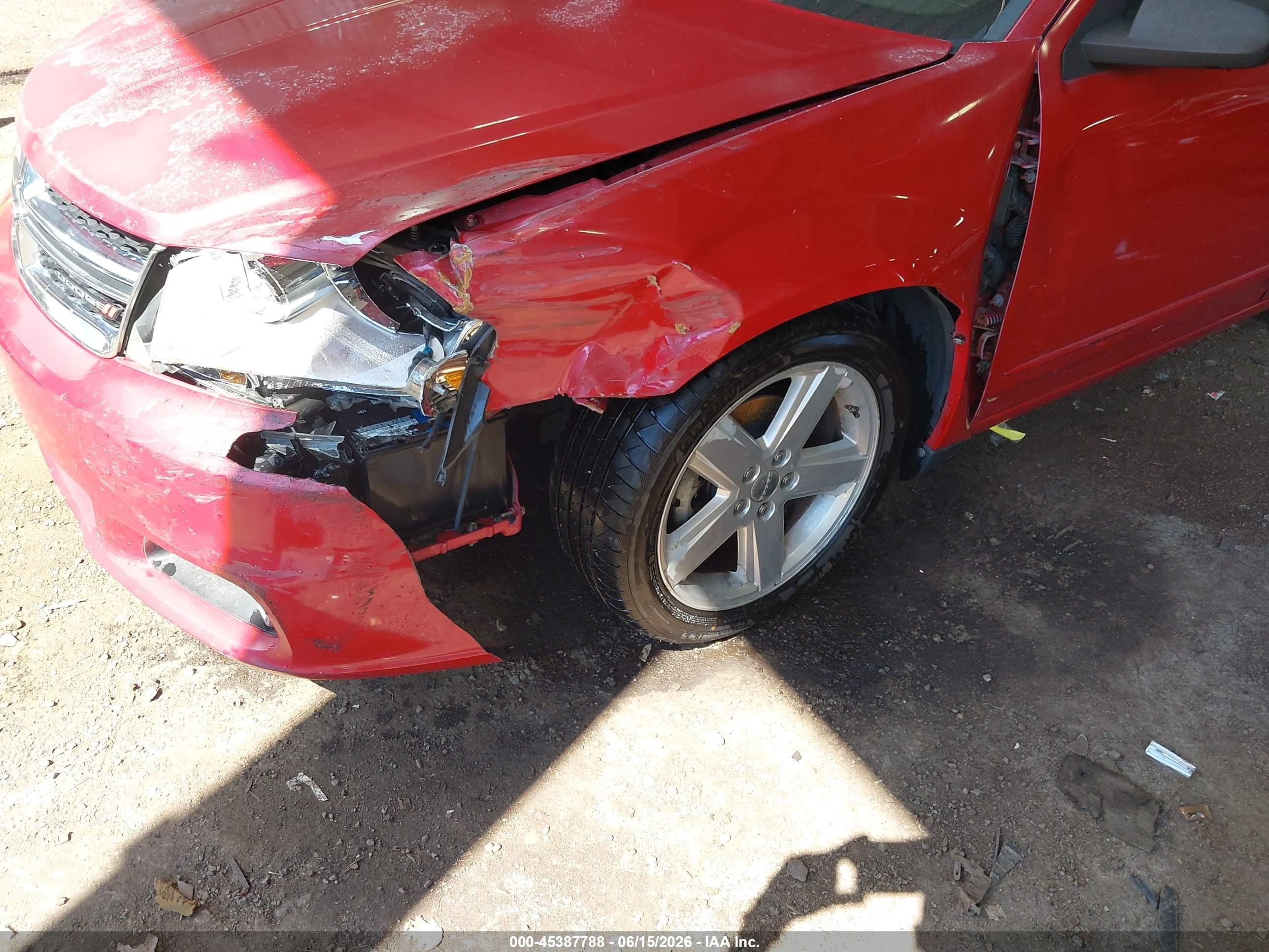 2013 Dodge Avenger Sxt Red vin: 1C3CDZCB6DN682236