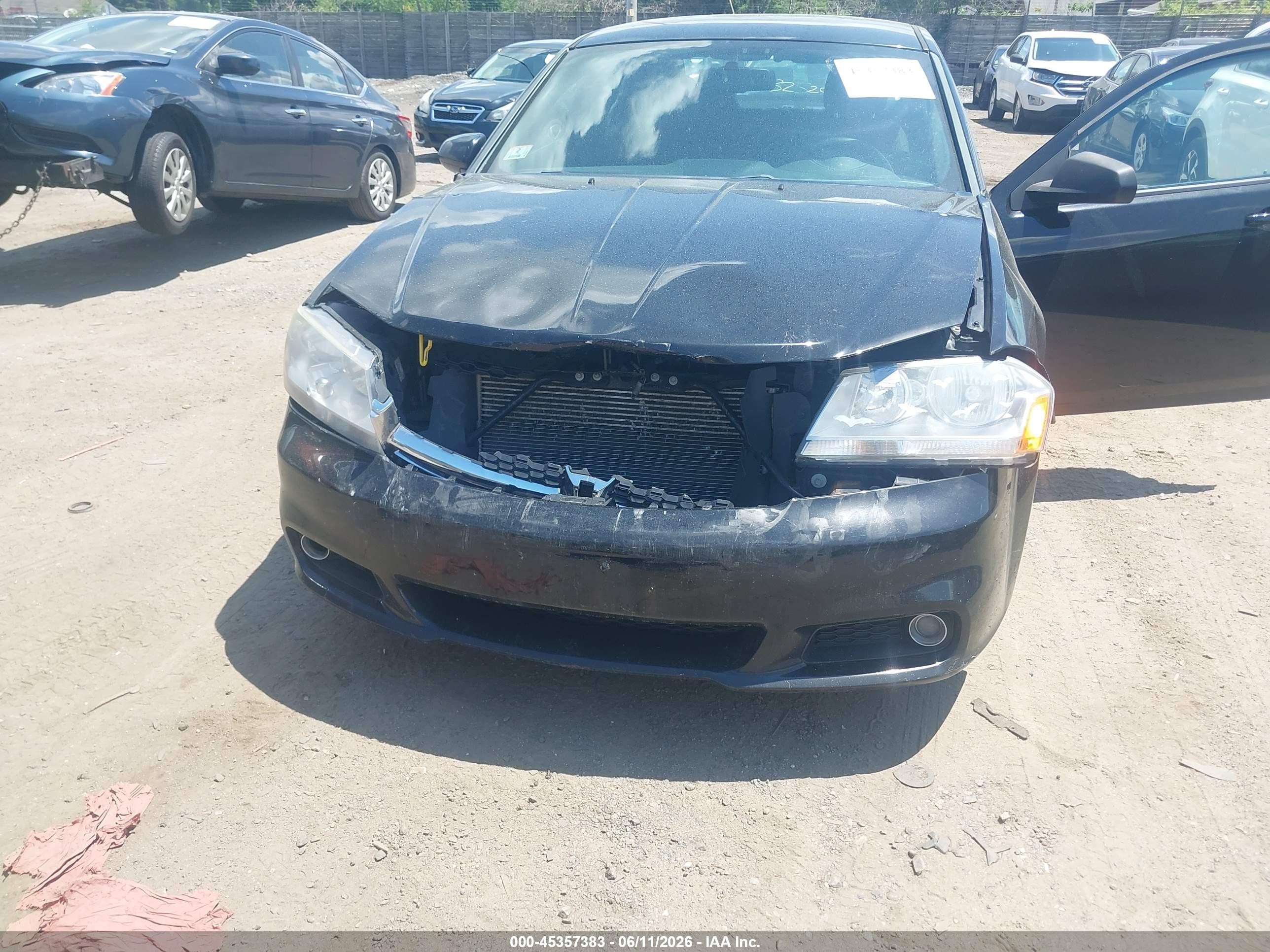 2014 Dodge Avenger Sxt Black vin: 1C3CDZCB8EN190373