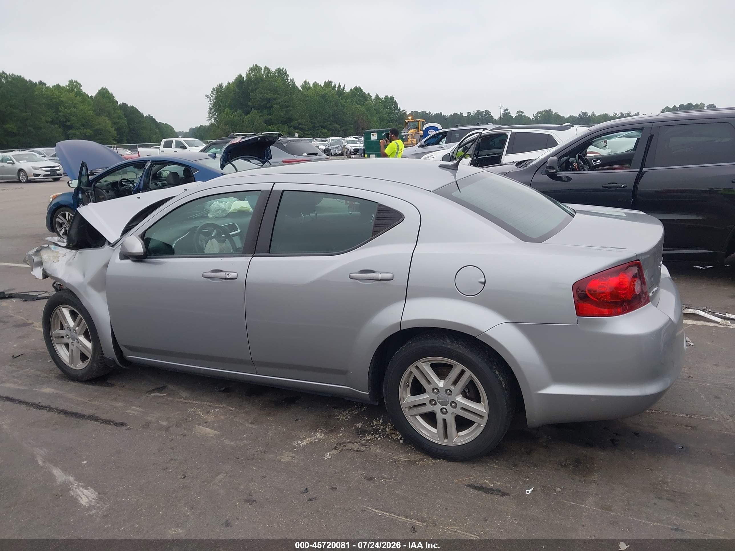 2014 Dodge Avenger Sxt Silver vin: 1C3CDZCB9EN227799