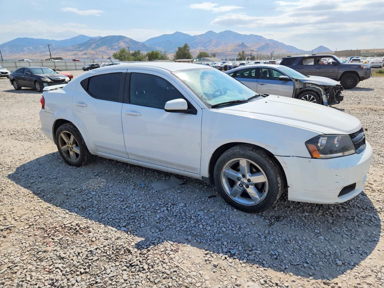 2014 Dodge Avenger Sxt Белый vin: 1C3CDZCB9EN237507