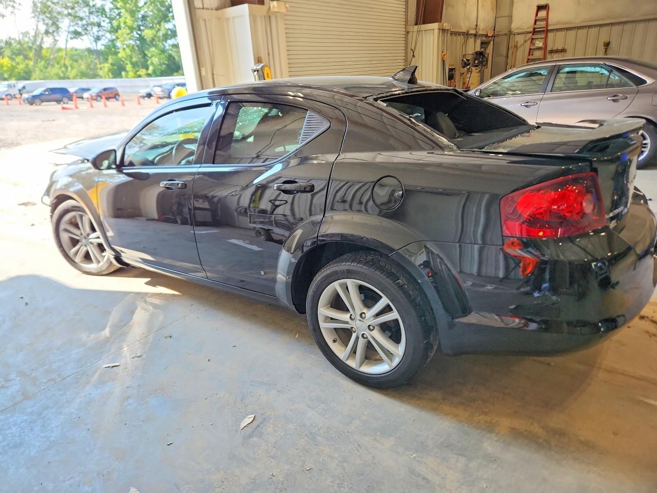 2013 Dodge Avenger Sxt Black vin: 1C3CDZCG2DN685131