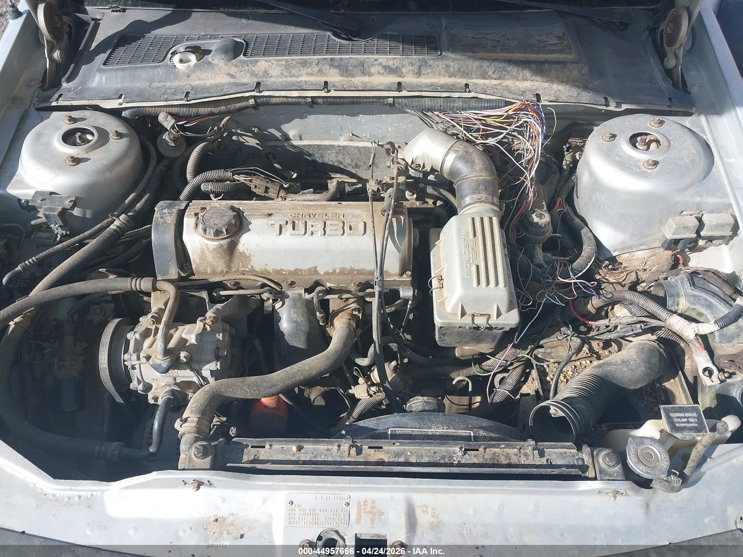 1987 Chrysler Lebaron   Silver vin: 1C3CJ41E7HG196795