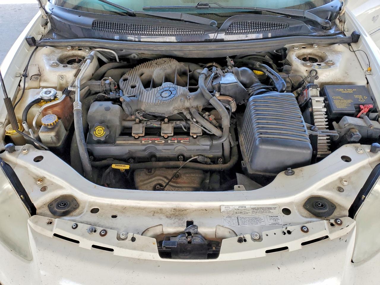 2001 Chrysler Sebring Lx White vin: 1C3EL45U31N680310