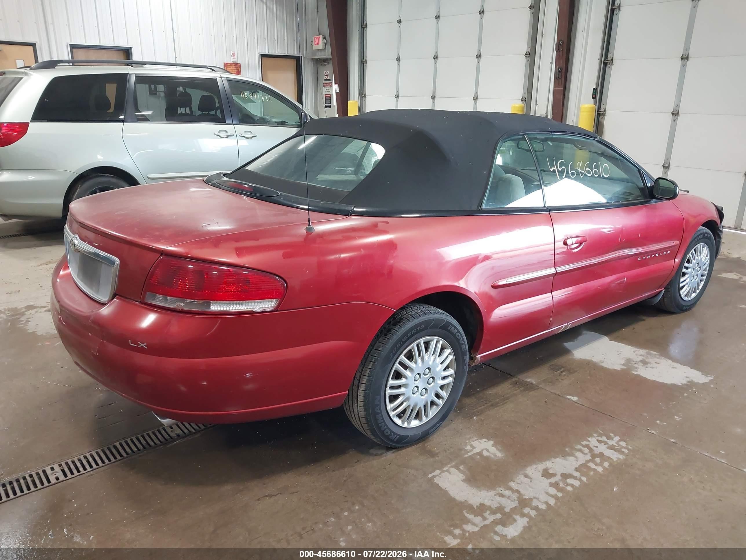 2001 Chrysler Sebring Lx Красный vin: 1C3EL45U91N575481