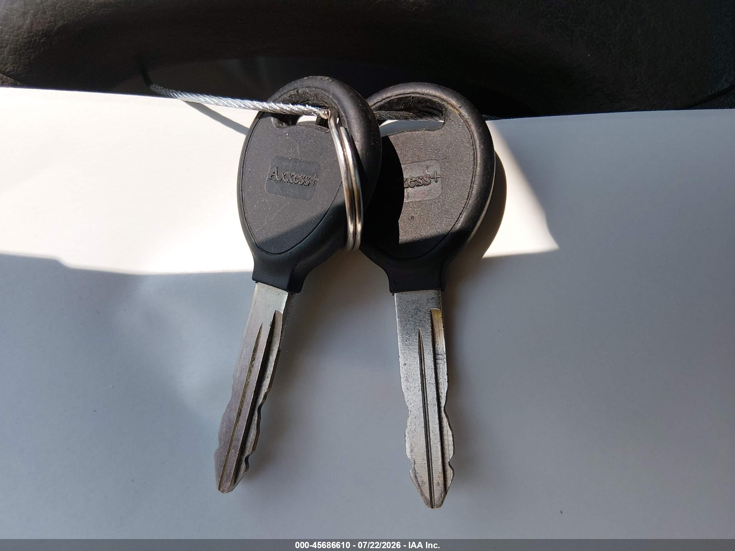 2001 Chrysler Sebring Lx Красный vin: 1C3EL45U91N575481
