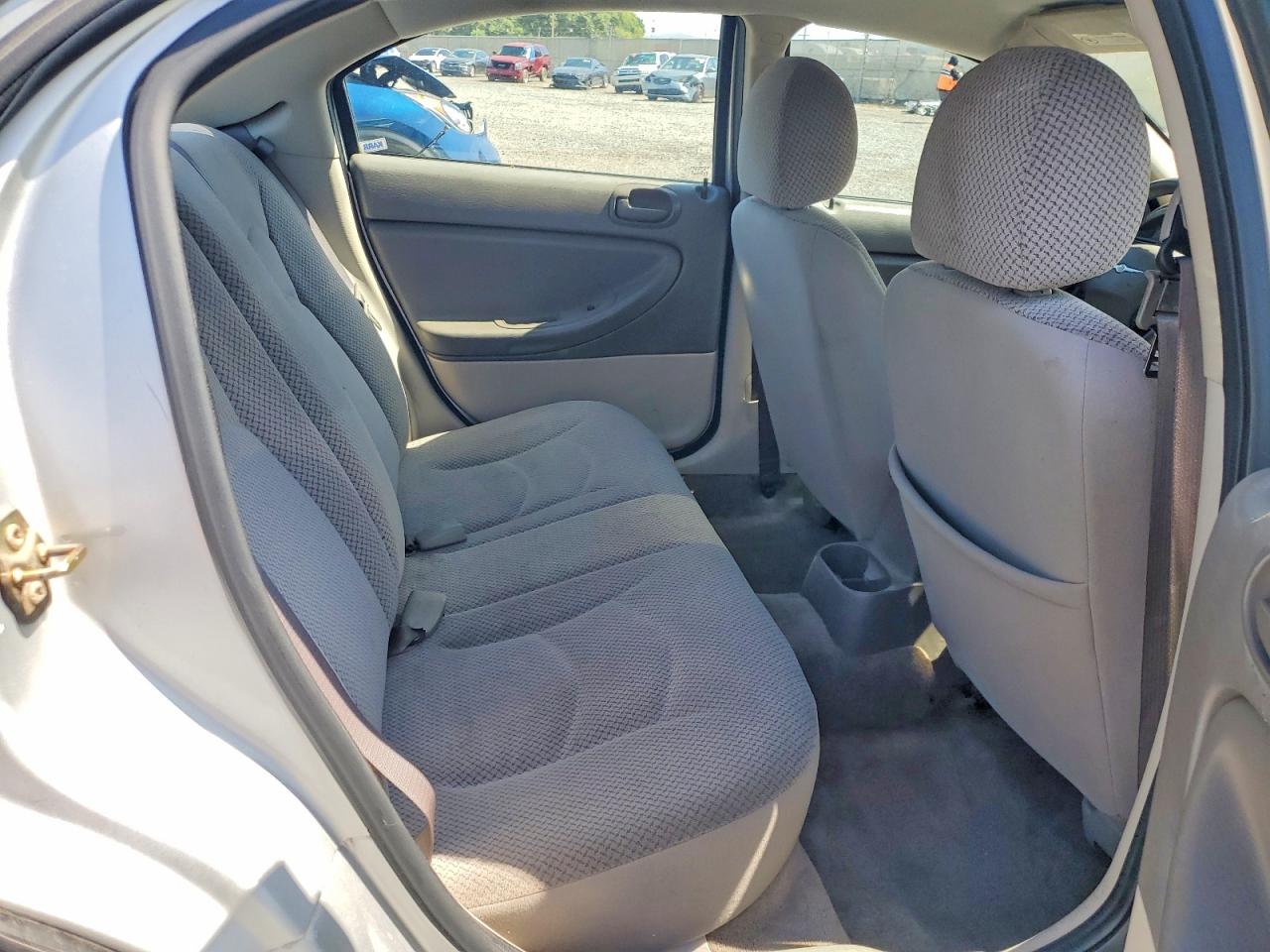 2005 Chrysler Sebring Silver vin: 1C3EL46J45N598614