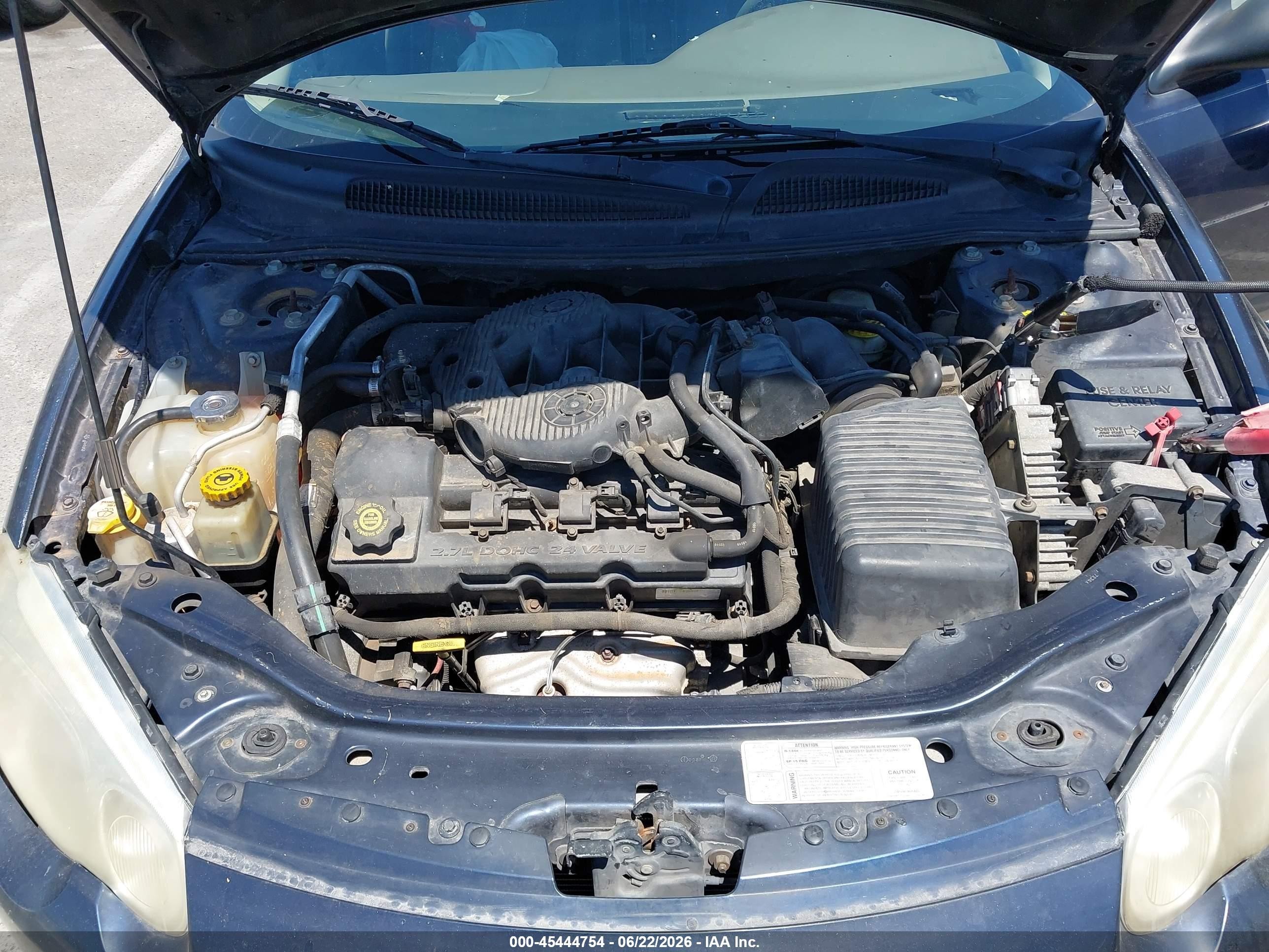 2004 Chrysler Sebring Lx Dark Blue vin: 1C3EL46R84N121589