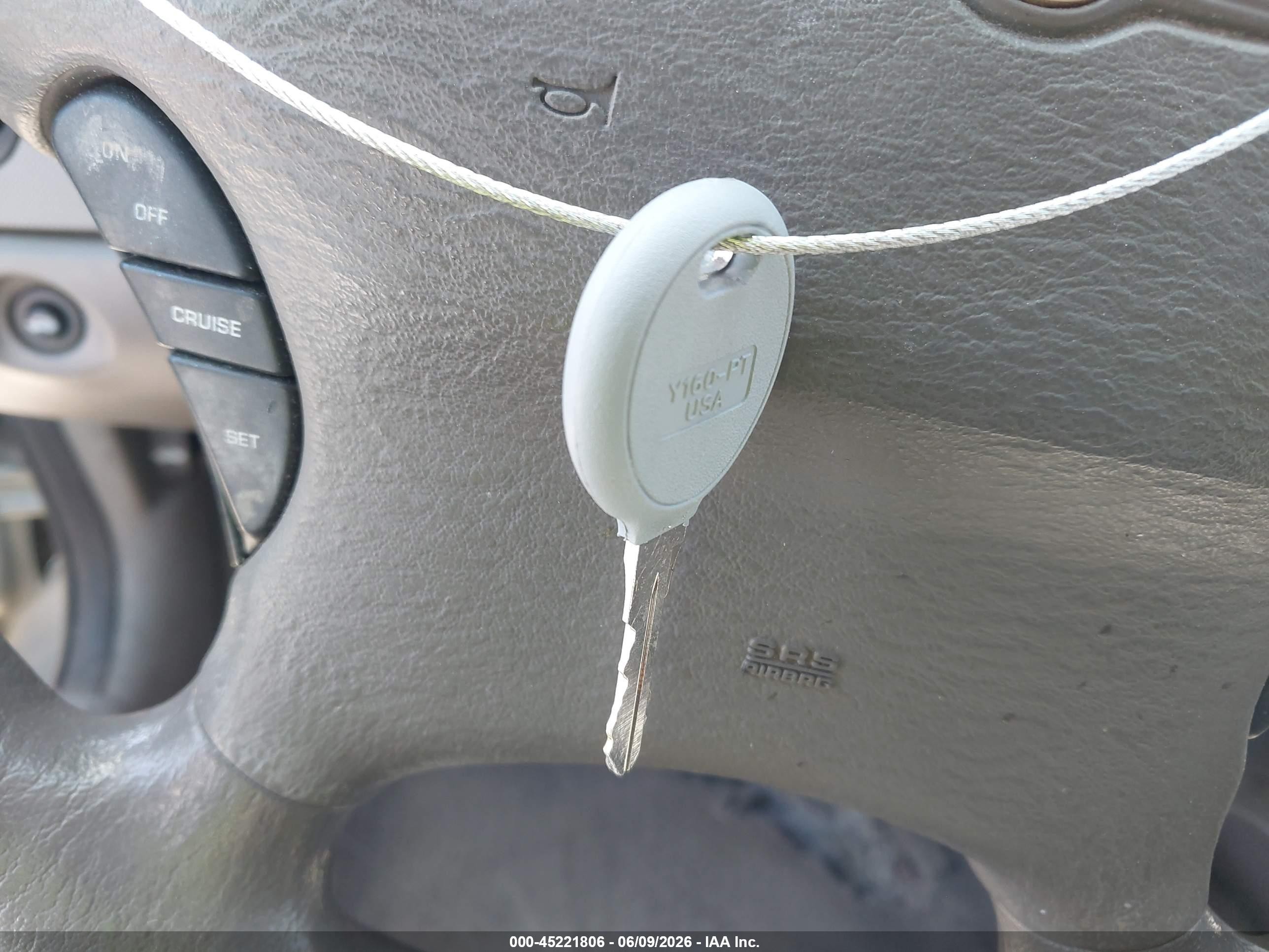 2004 Chrysler Sebring Lx Silver vin: 1C3EL46R84N375240