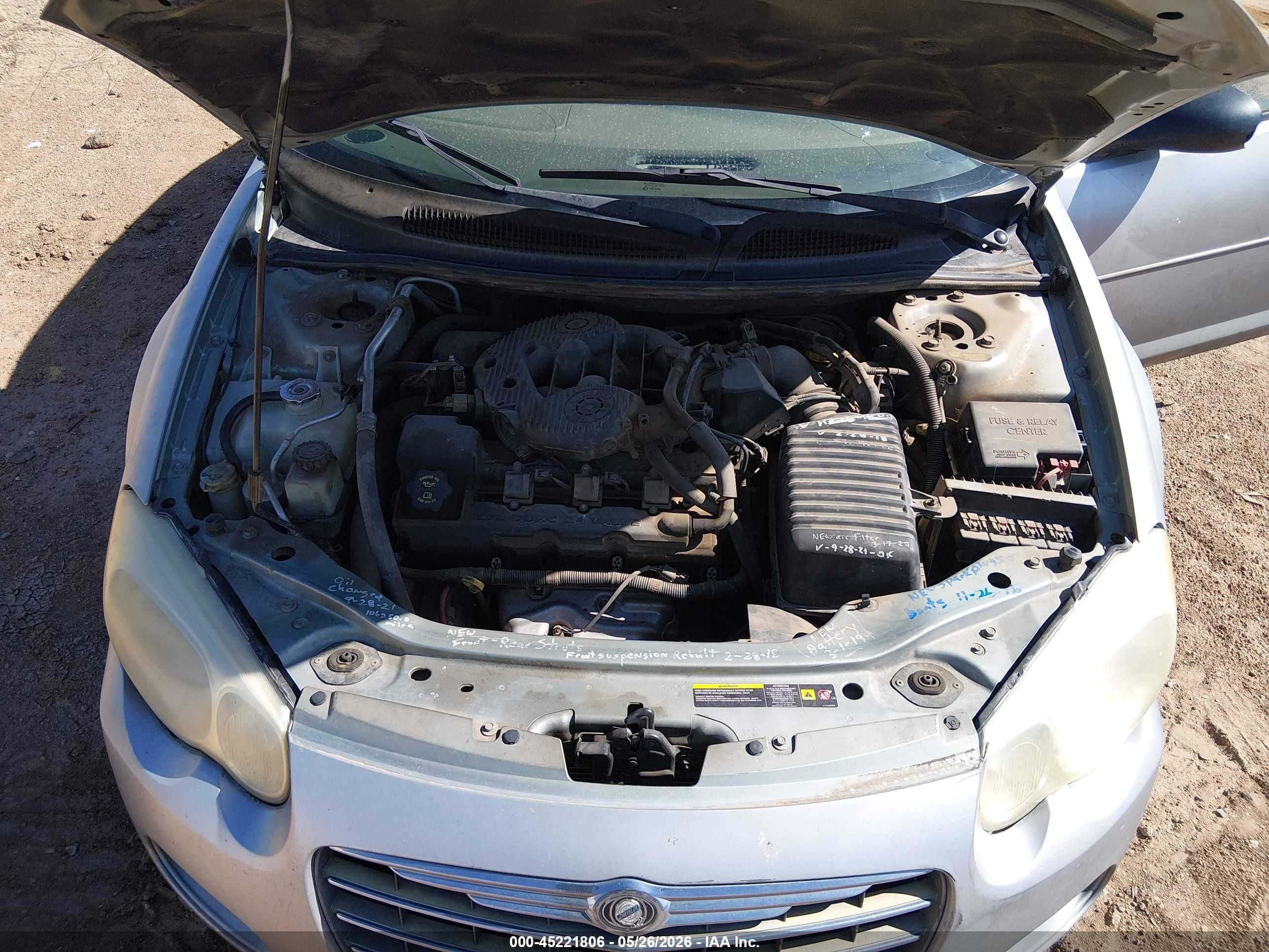 2004 Chrysler Sebring Lx Silver vin: 1C3EL46R84N375240