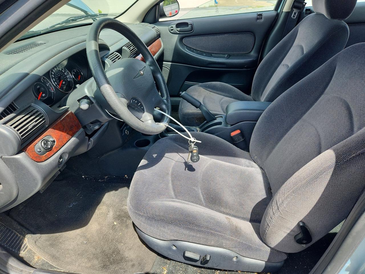 2002 Chrysler Sebring Lx Silver vin: 1C3EL46RX2N229872