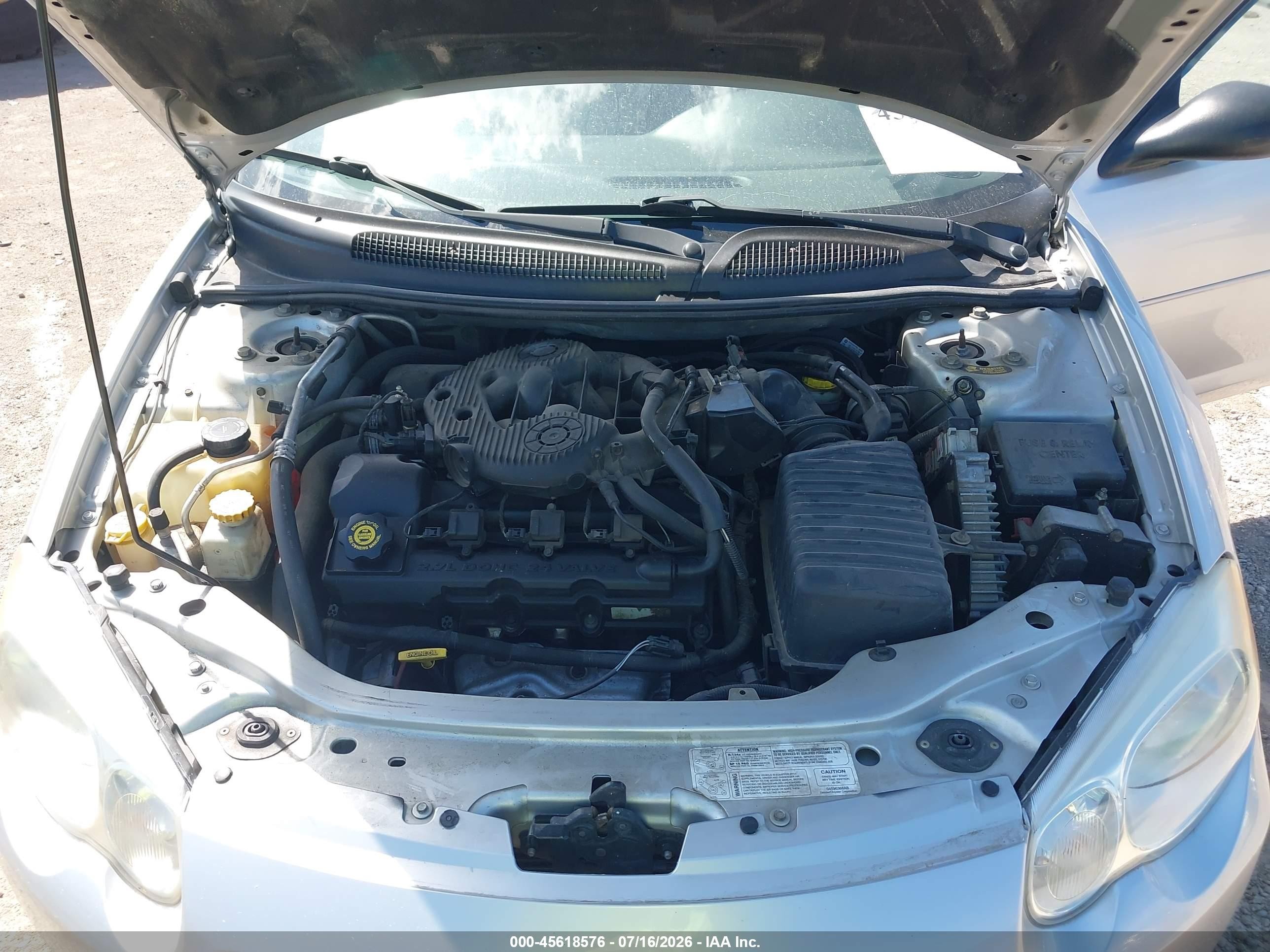 2004 Chrysler Sebring Lx Silver vin: 1C3EL46T74N141070