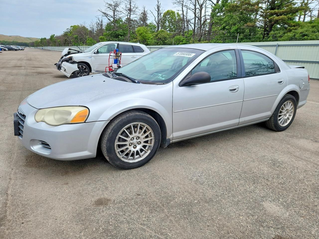 2004 Chrysler Sebring Lx Silver vin: 1C3EL46X24N289288