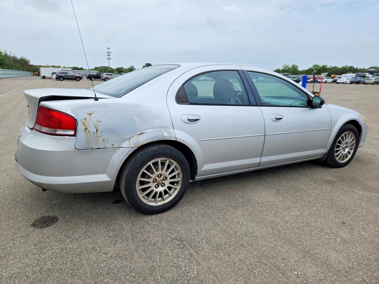 2004 Chrysler Sebring Lx Silver vin: 1C3EL46X24N289288