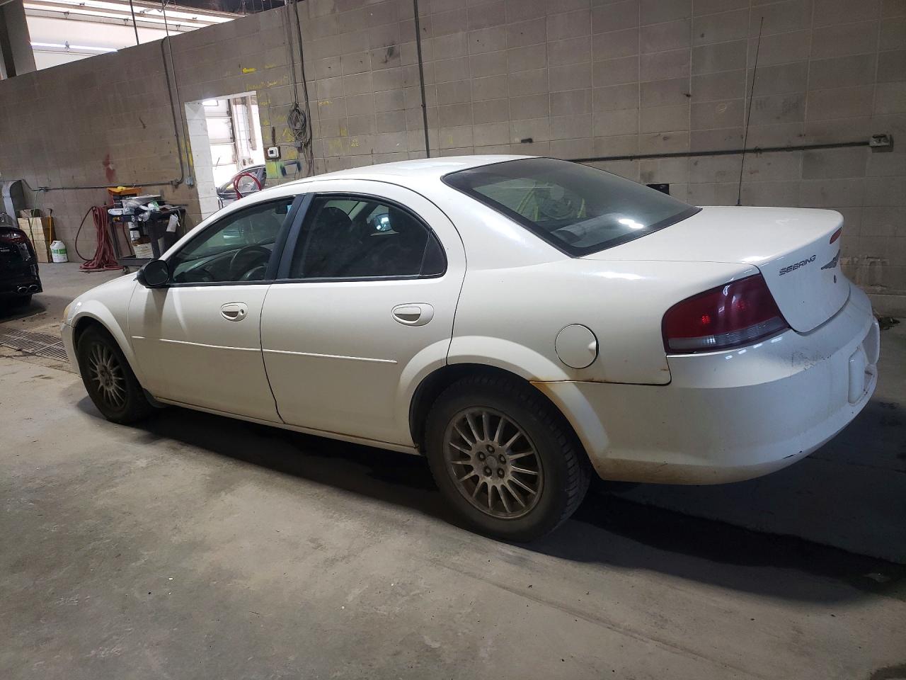 2005 Chrysler Sebring White vin: 1C3EL46X55N641569