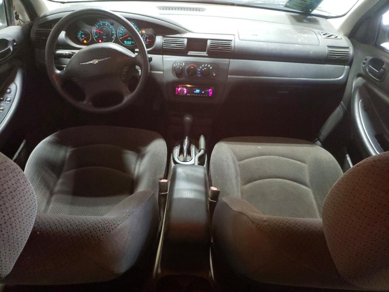 2005 Chrysler Sebring White vin: 1C3EL46X55N641569