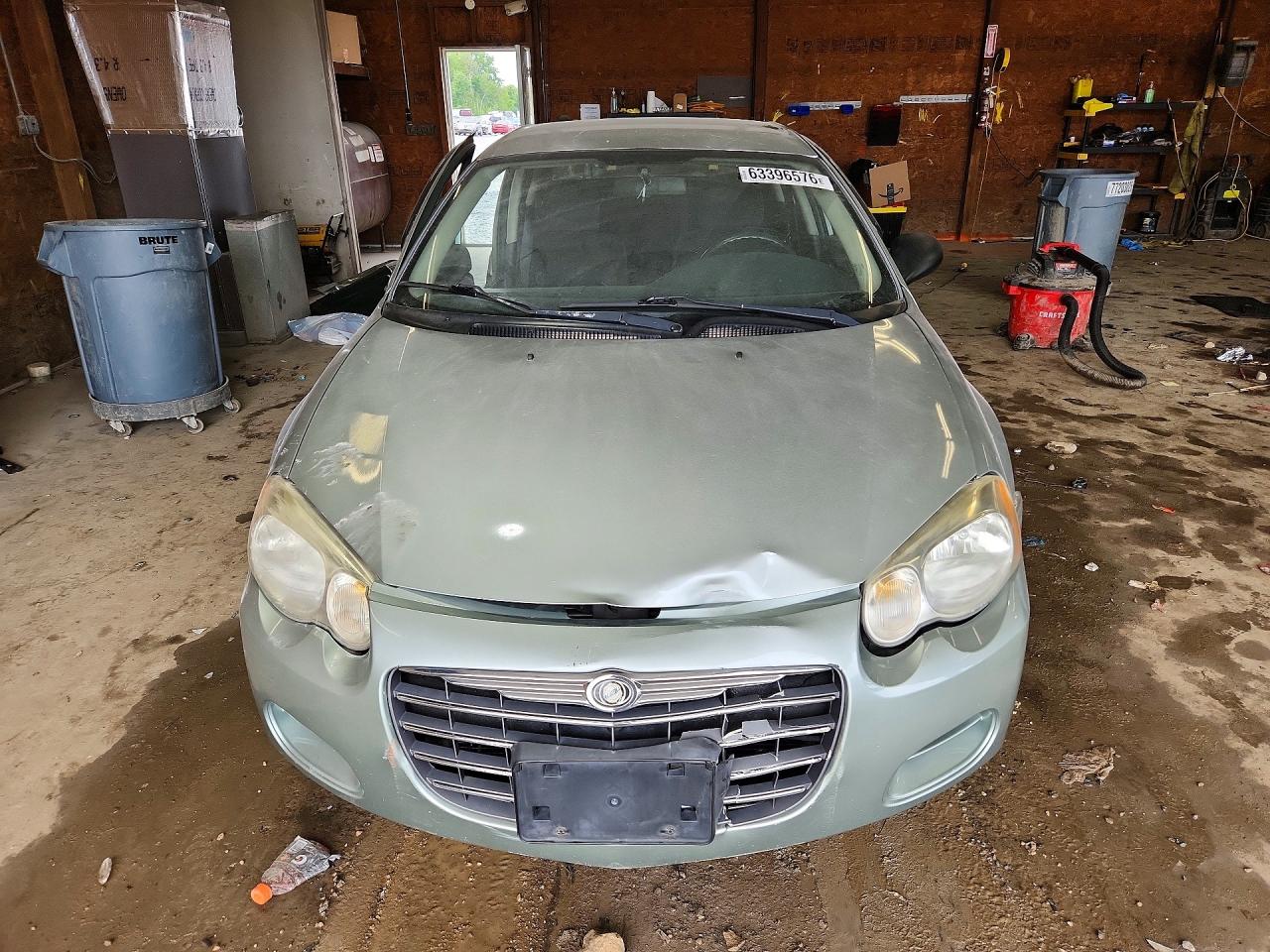 2004 Chrysler Sebring Lx Silver vin: 1C3EL46X84N201795