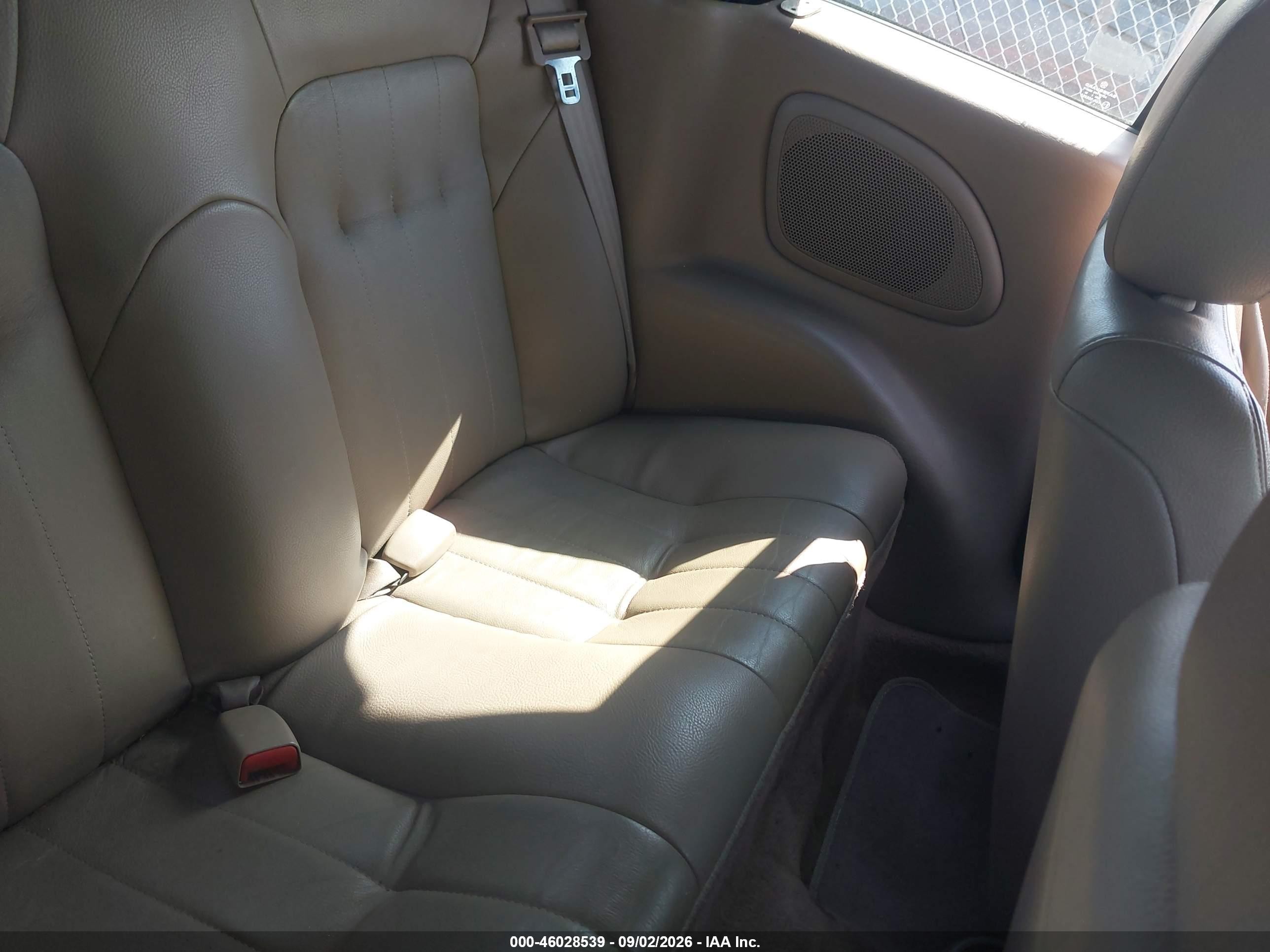 2002 Chrysler Sebring Lxi Красный vin: 1C3EL55R12N235843
