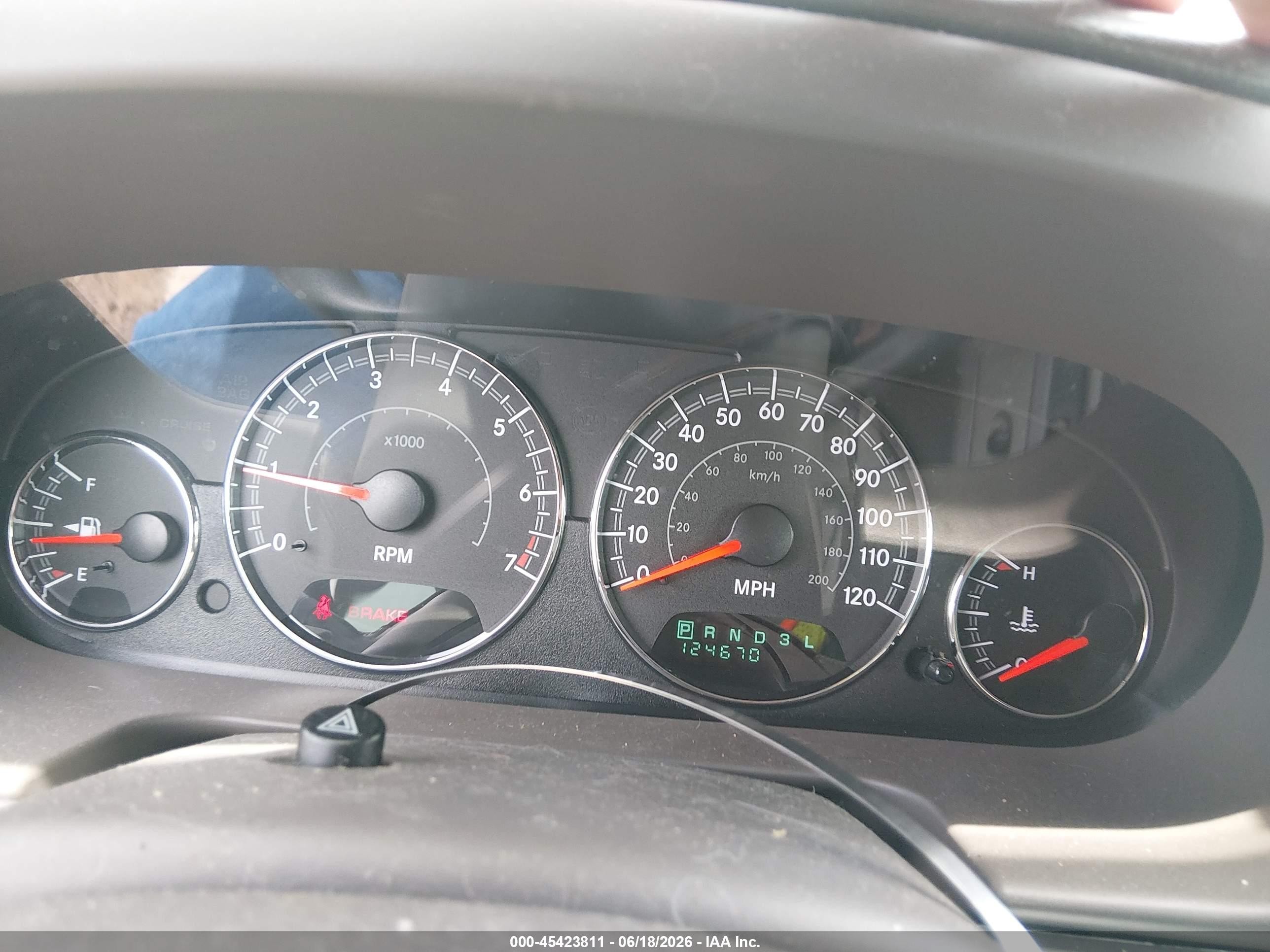 2005 Chrysler Sebring Touring White vin: 1C3EL55R35N503294